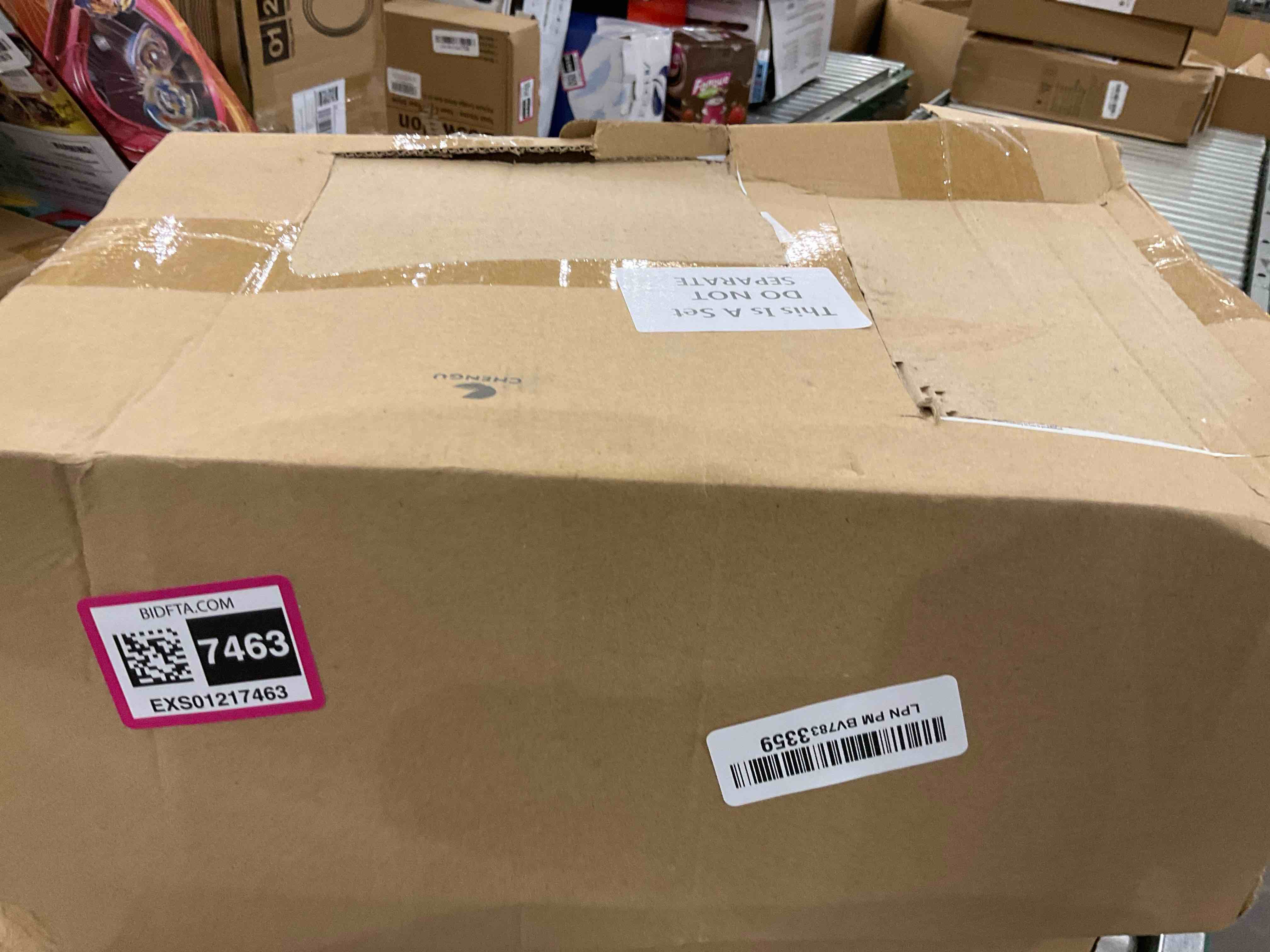 https://s3.amazonaws.com/lotting-images-prod/BargainHunt/EXS01217463_1713899741747.jpeg