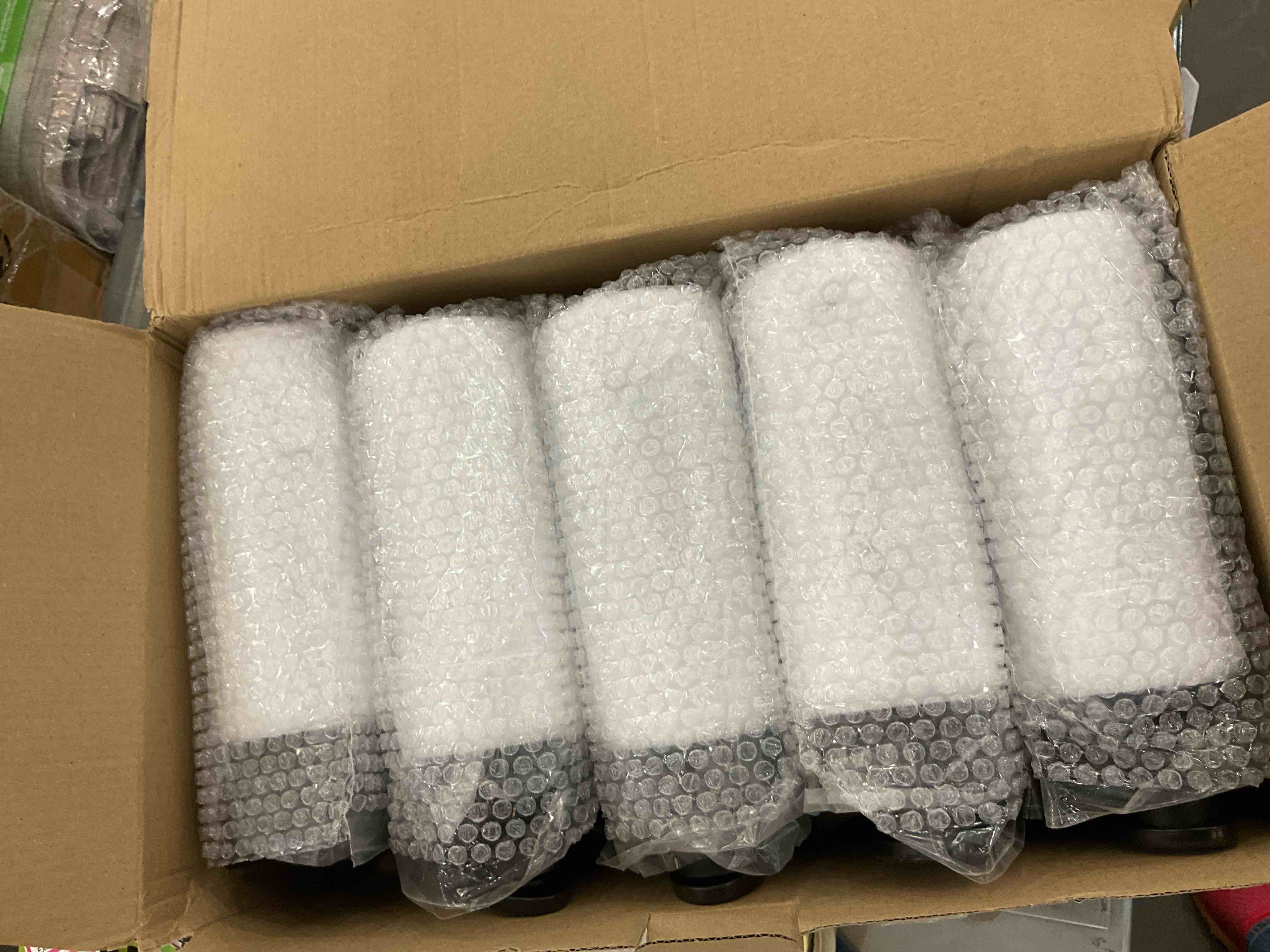 https://s3.amazonaws.com/lotting-images-prod/BargainHunt/EXS01217463_1713899763997.jpeg