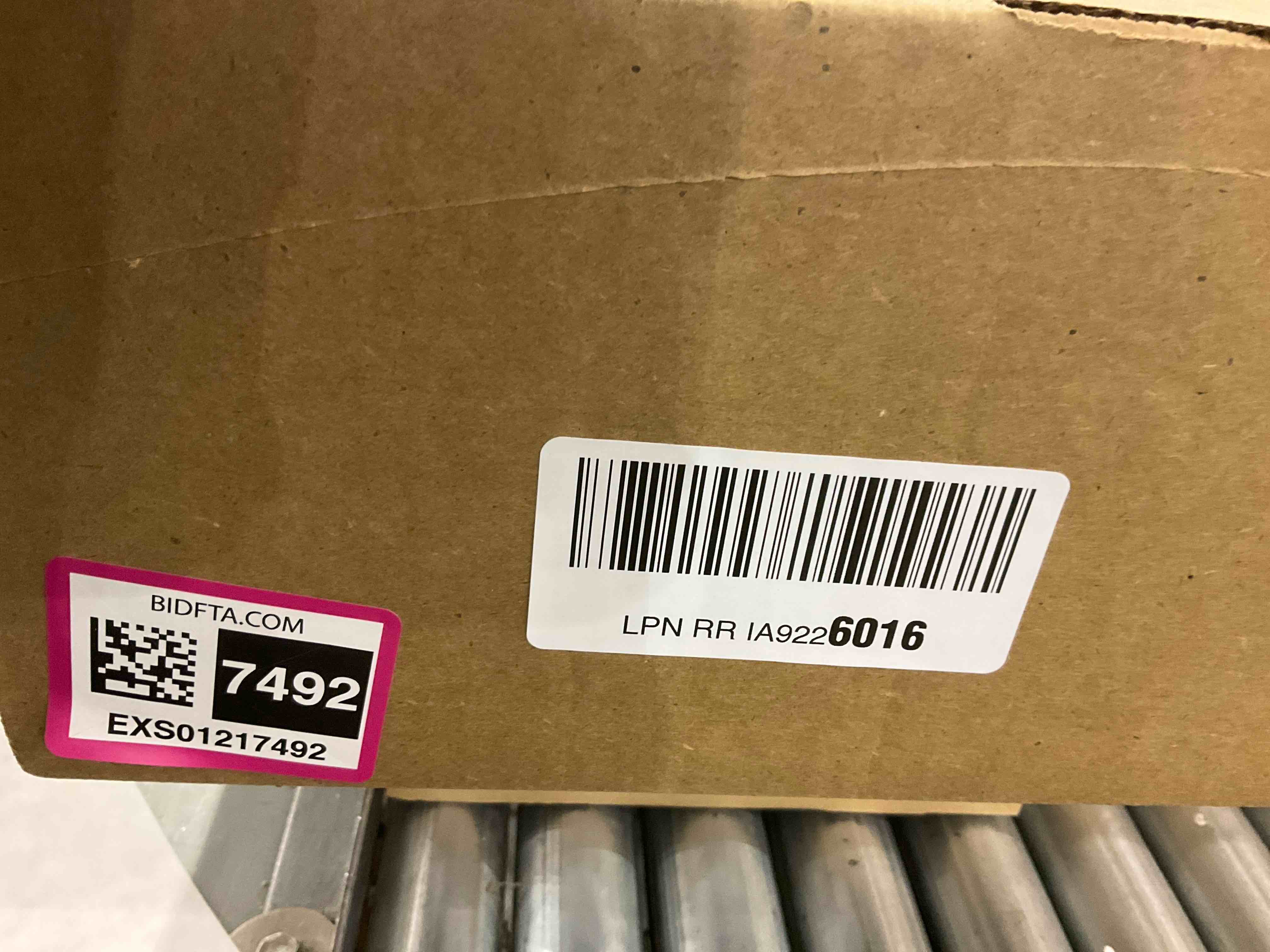 https://s3.amazonaws.com/lotting-images-prod/BargainHunt/EXS01217492_1713959879274.jpeg