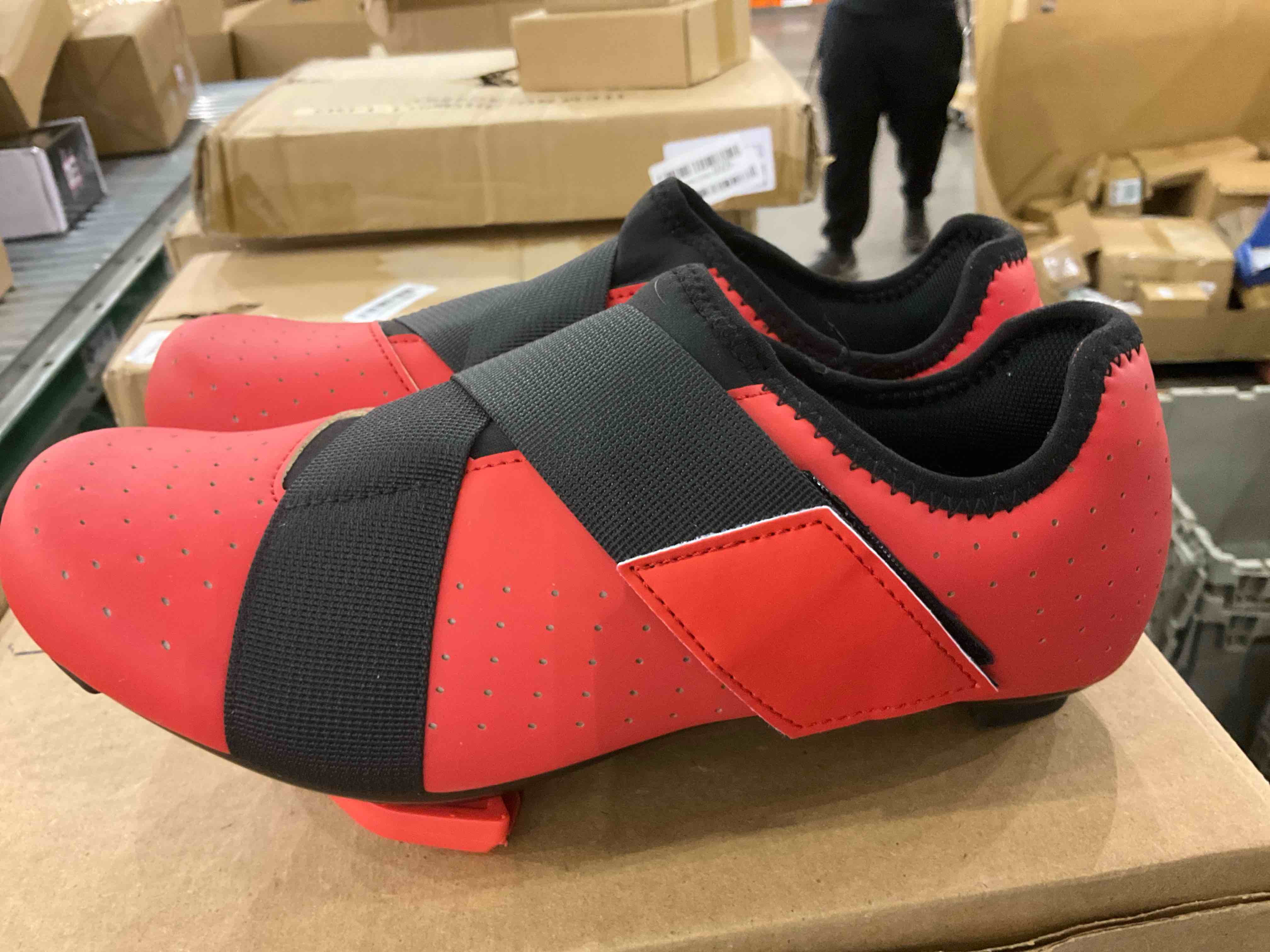 https://s3.amazonaws.com/lotting-images-prod/BargainHunt/EXS01217492_1713959903563.jpeg