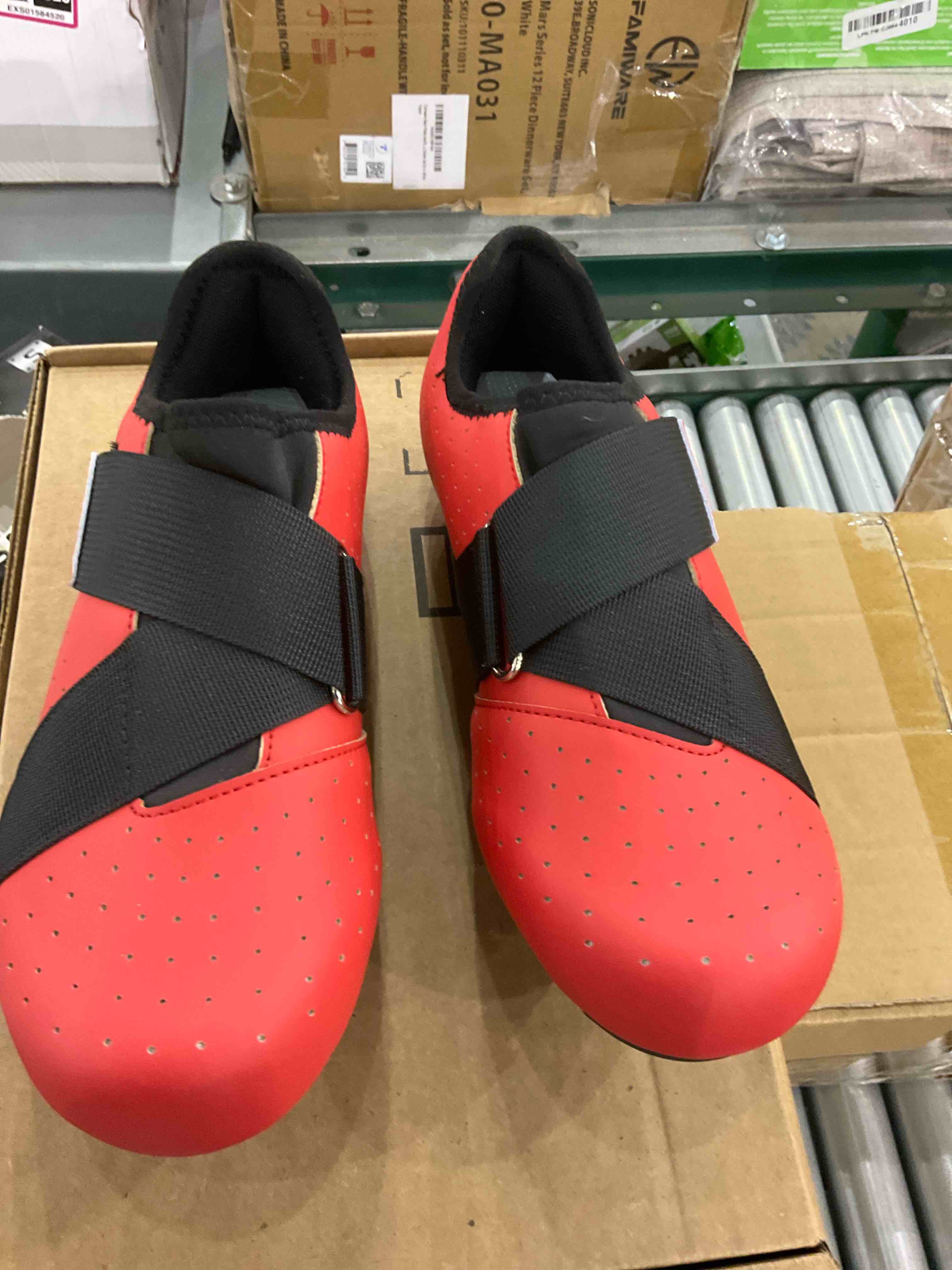 https://s3.amazonaws.com/lotting-images-prod/BargainHunt/EXS01217492_1713959915893.jpeg