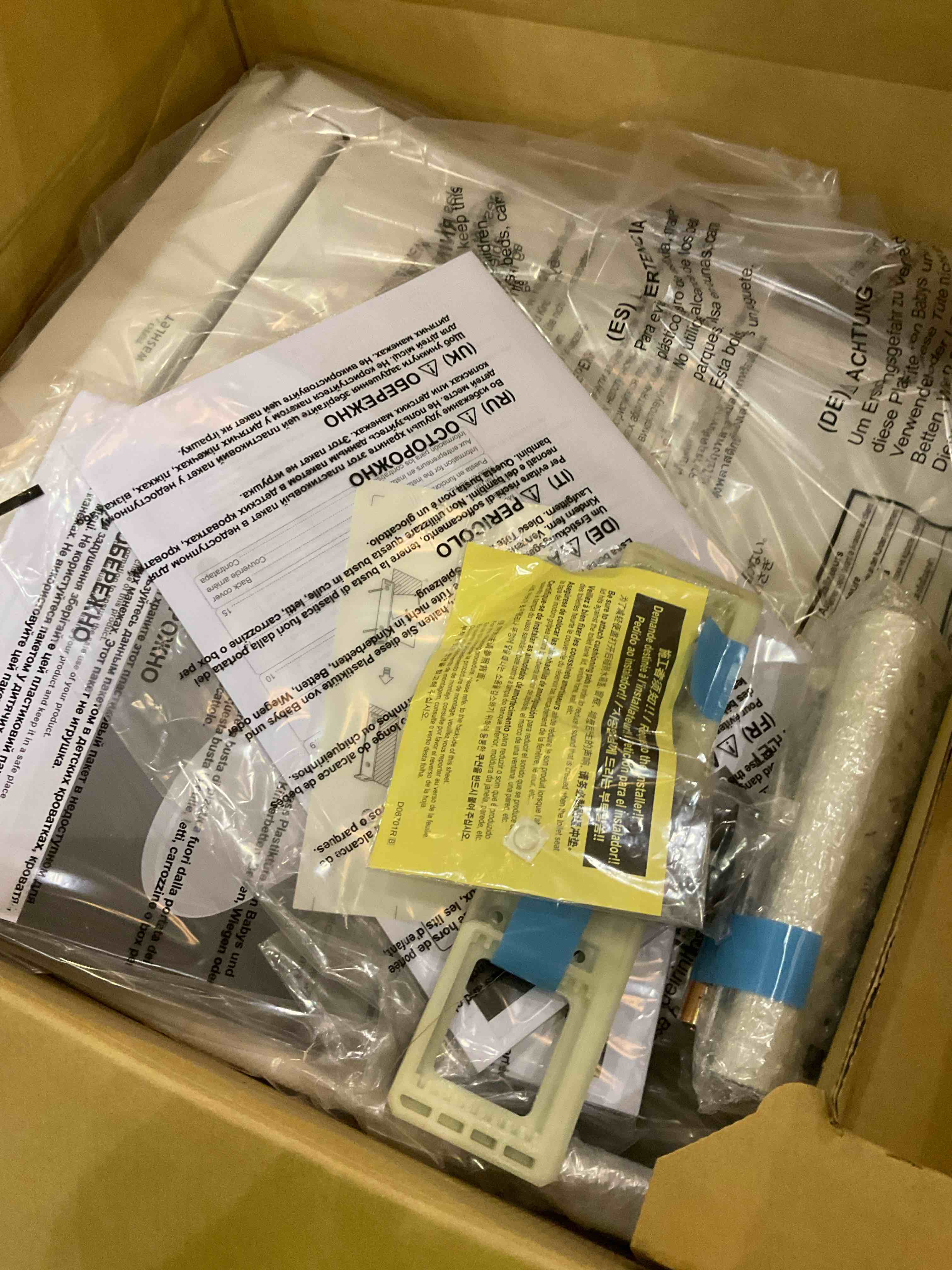 https://s3.amazonaws.com/lotting-images-prod/BargainHunt/EXS01217562_1717766806354.jpeg
