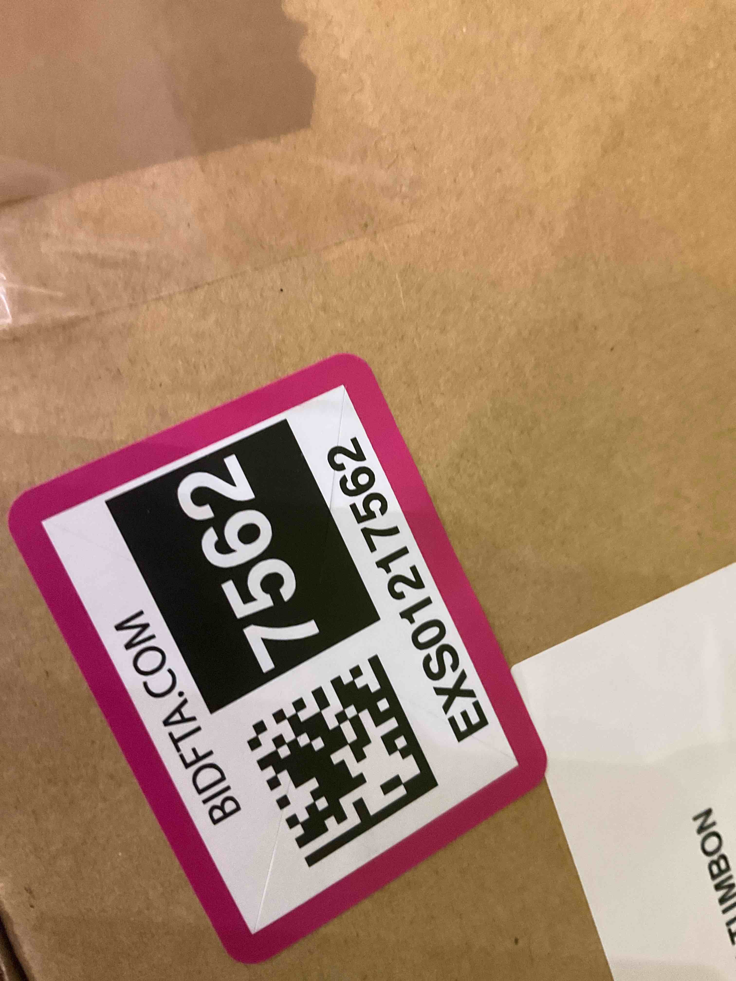 https://s3.amazonaws.com/lotting-images-prod/BargainHunt/EXS01217562_1717766855091.jpeg