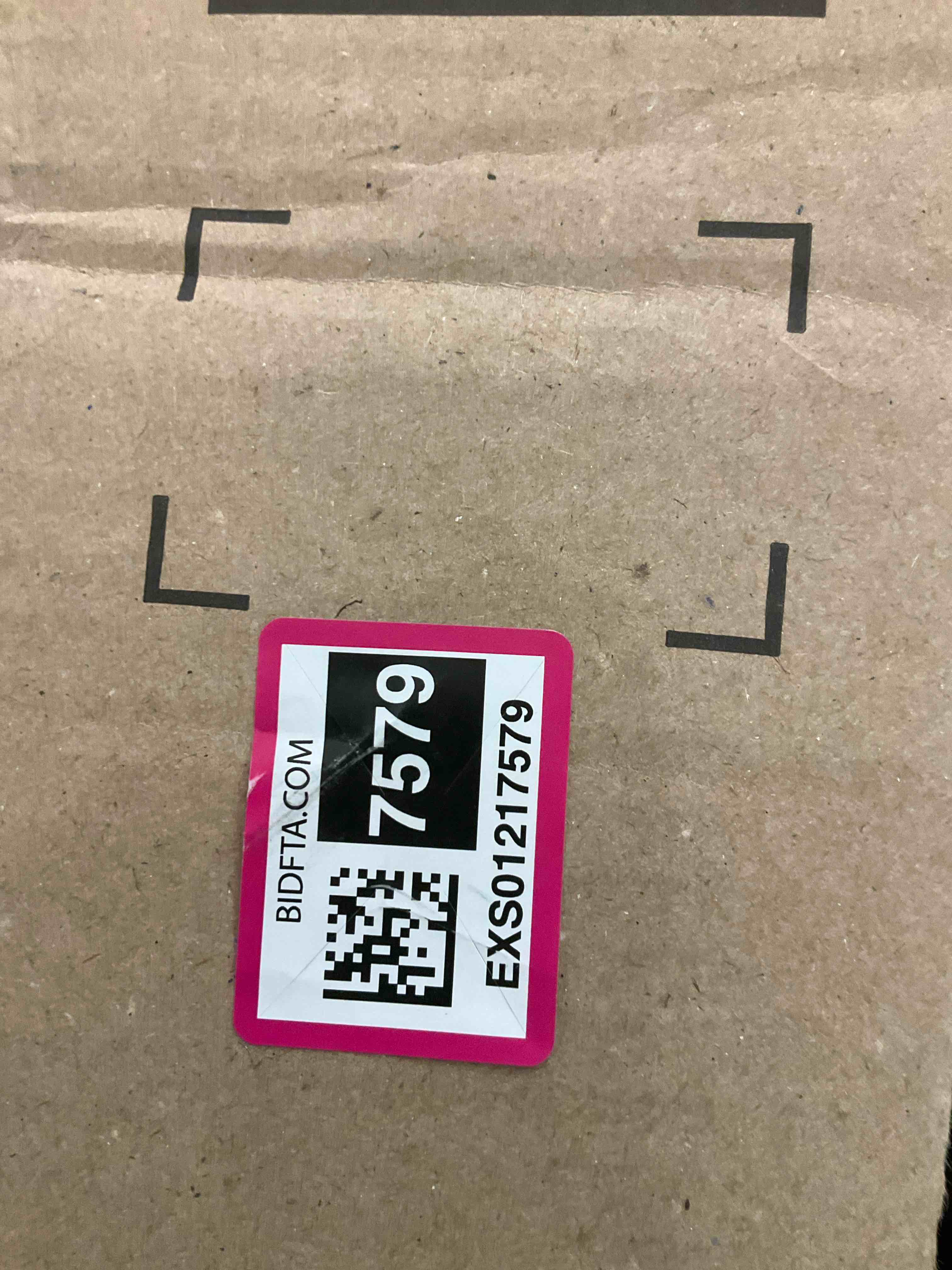 https://s3.amazonaws.com/lotting-images-prod/BargainHunt/EXS01217579_1717772724731.jpeg