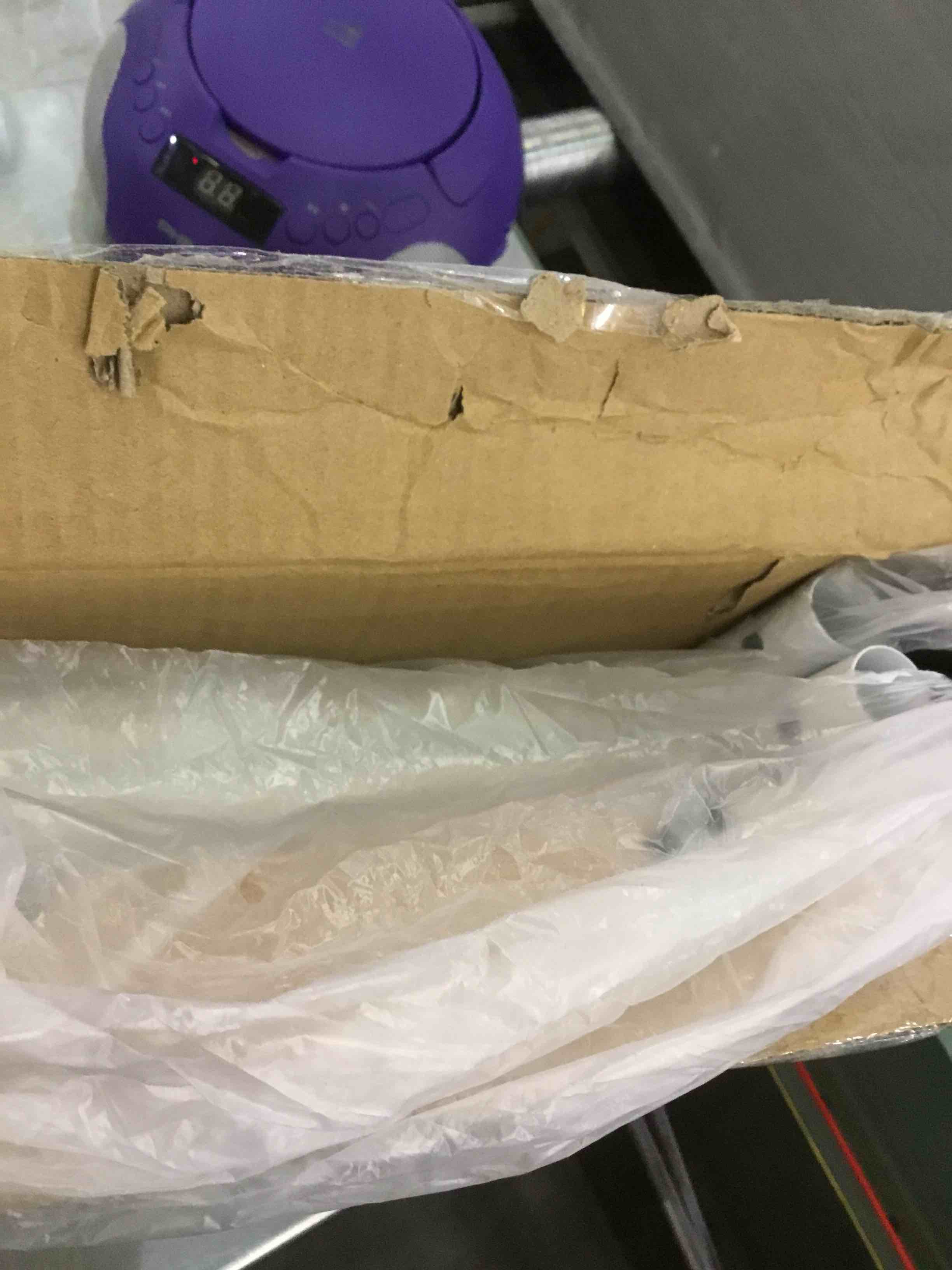 https://s3.amazonaws.com/lotting-images-prod/BargainHunt/EXS01218061_1711638806118.jpeg