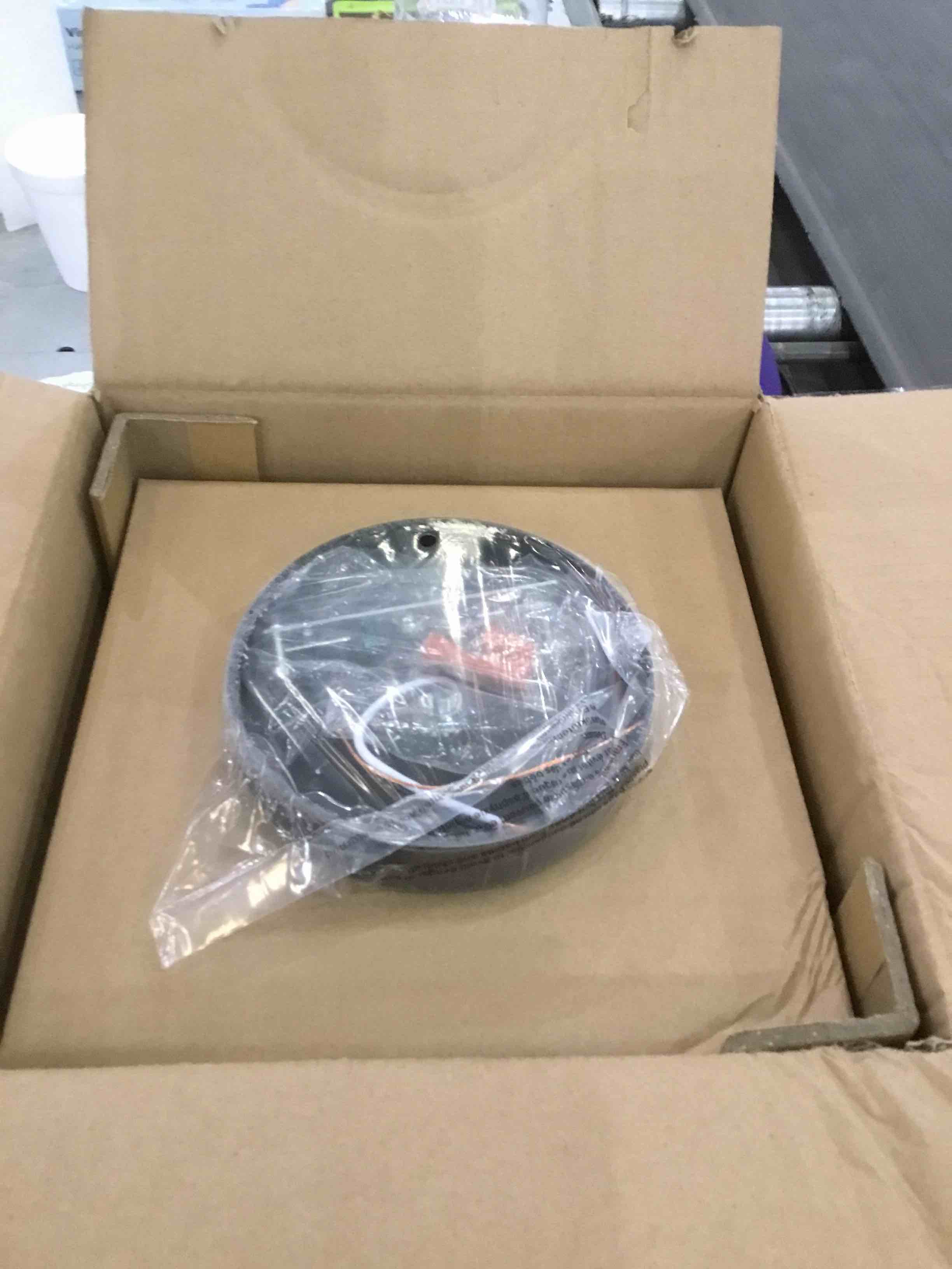 https://s3.amazonaws.com/lotting-images-prod/BargainHunt/EXS01218076_1711641258033.jpeg