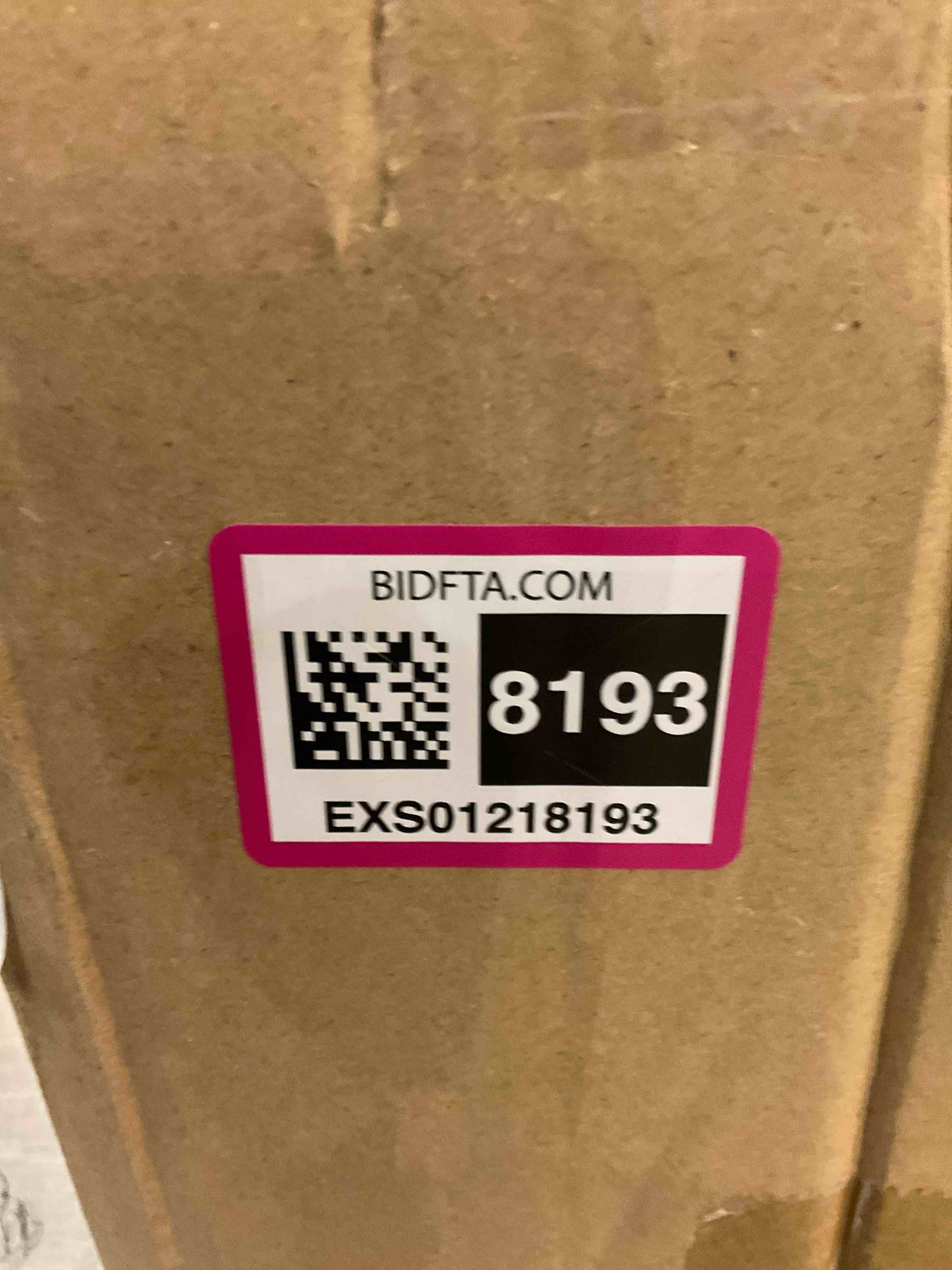 https://s3.amazonaws.com/lotting-images-prod/BargainHunt/EXS01218193_1713537867460.jpeg