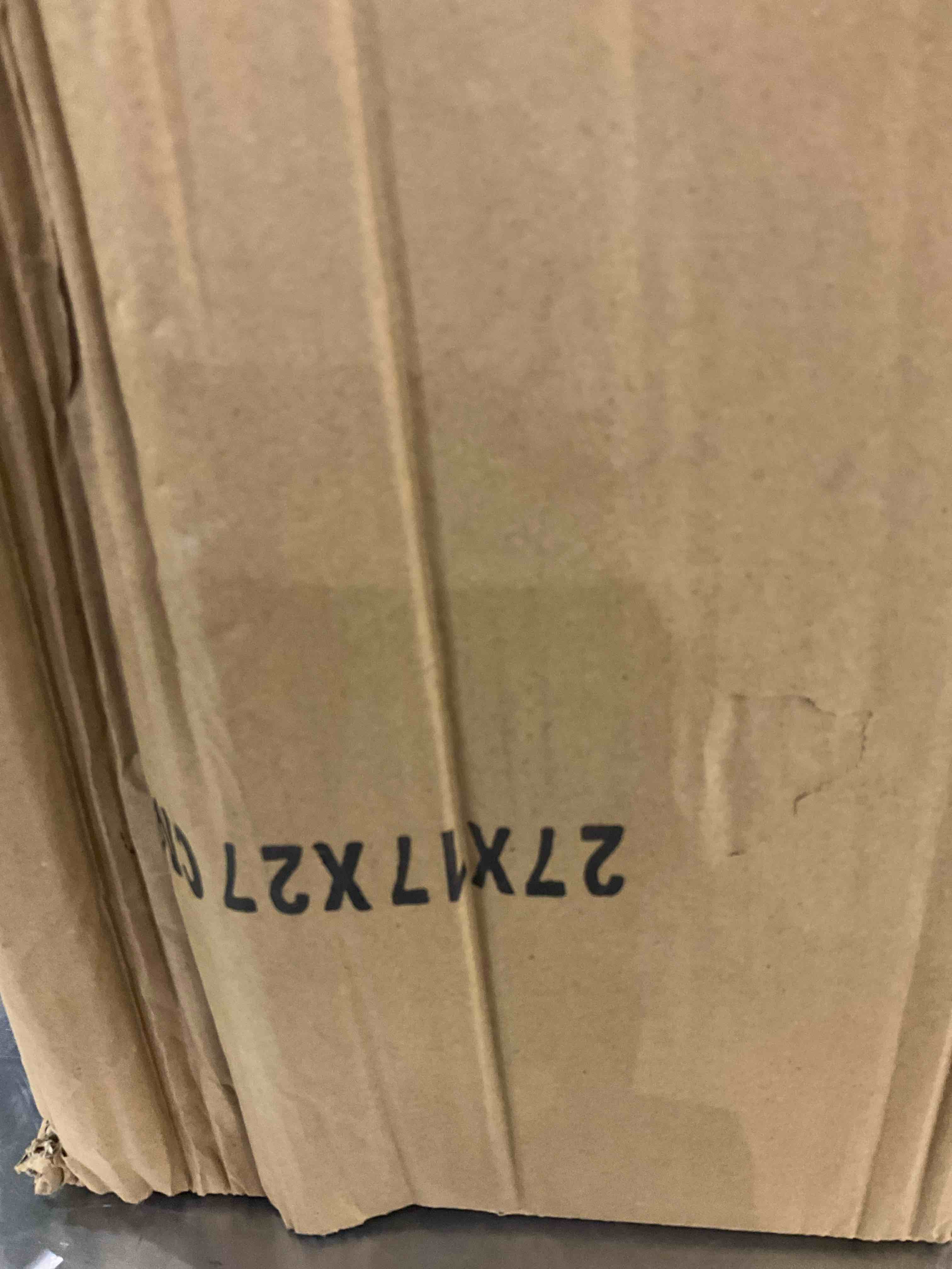 https://s3.amazonaws.com/lotting-images-prod/BargainHunt/EXS01218205_1713540120049.jpeg