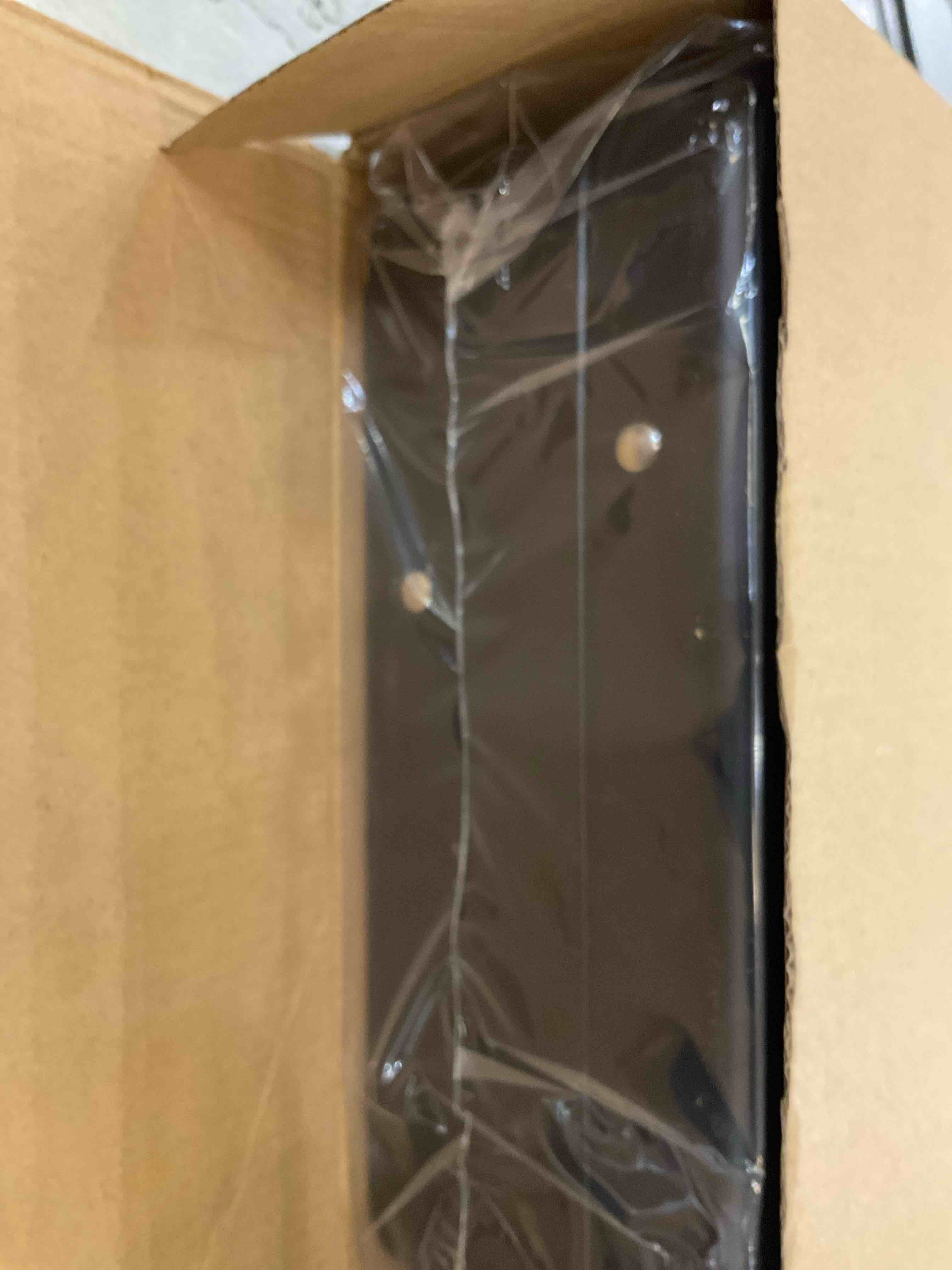 https://s3.amazonaws.com/lotting-images-prod/BargainHunt/EXS01218335_1713810032423.jpeg