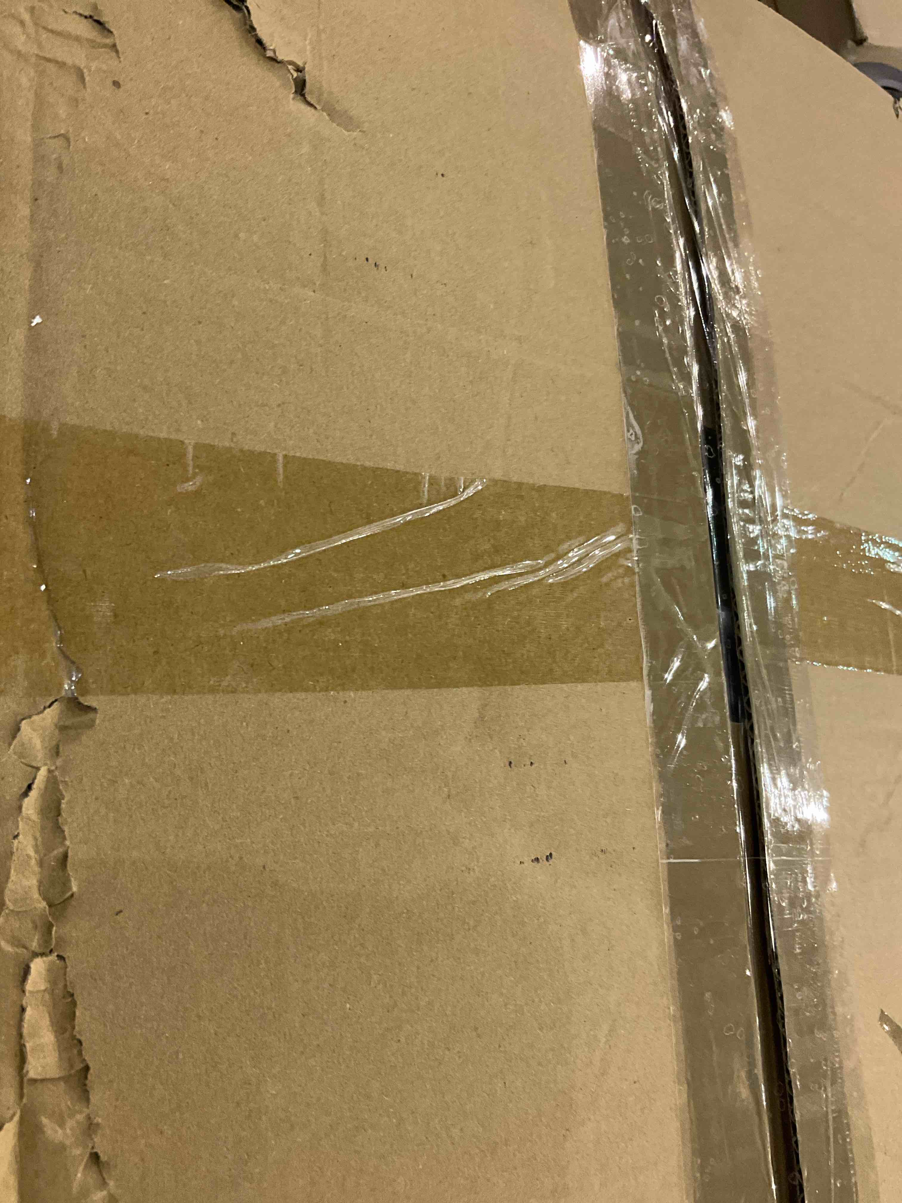 https://s3.amazonaws.com/lotting-images-prod/BargainHunt/EXS01218354_1713871754871.jpeg