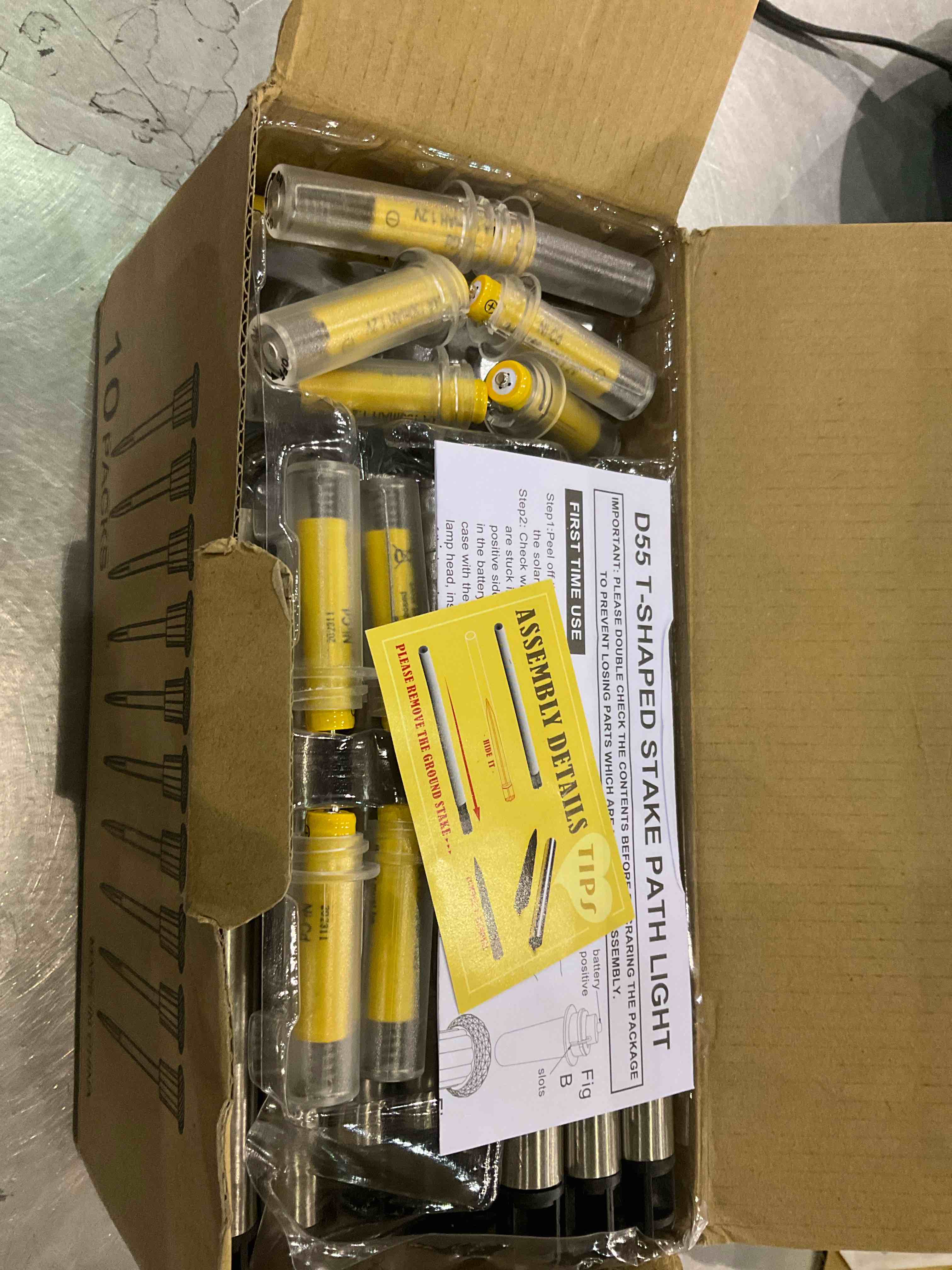 https://s3.amazonaws.com/lotting-images-prod/BargainHunt/EXS01218356_1713872033135.jpeg