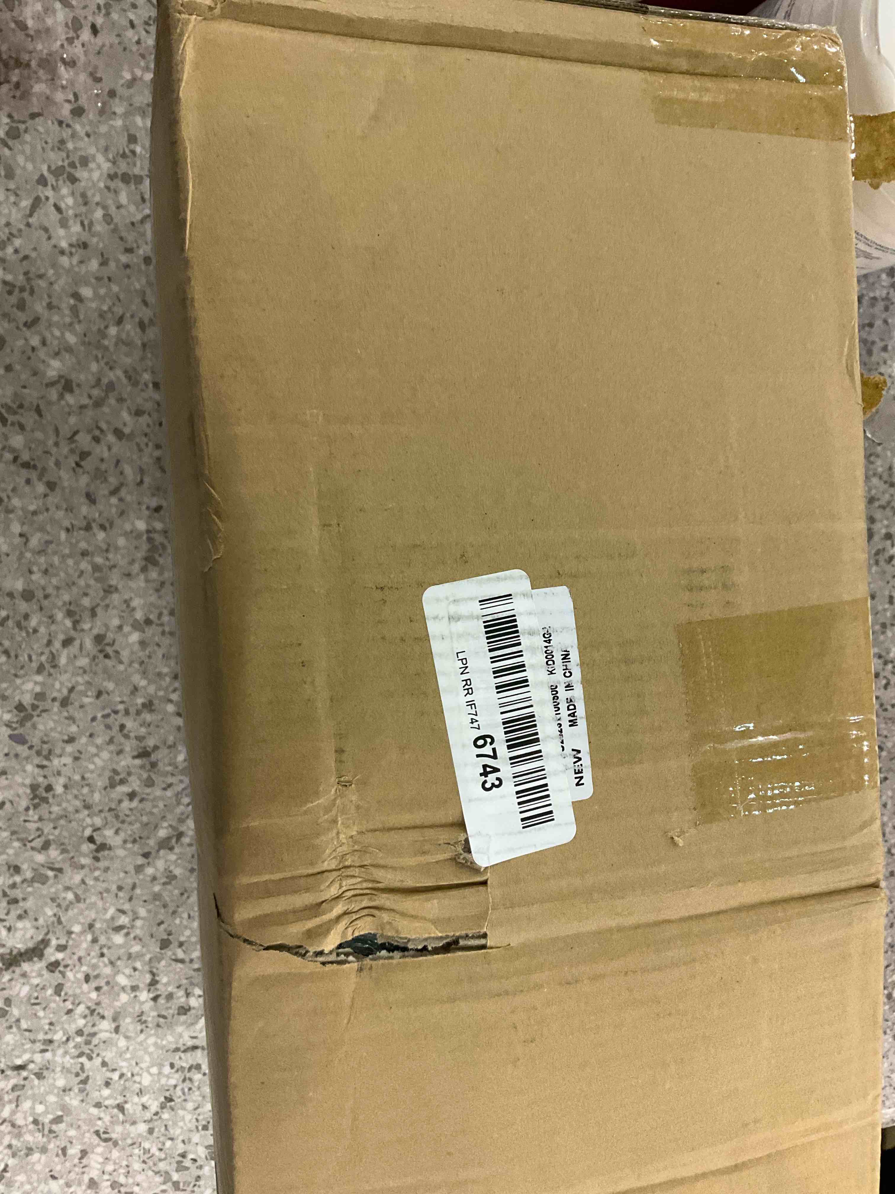 https://s3.amazonaws.com/lotting-images-prod/BargainHunt/EXS01218503_1711460432911.jpeg