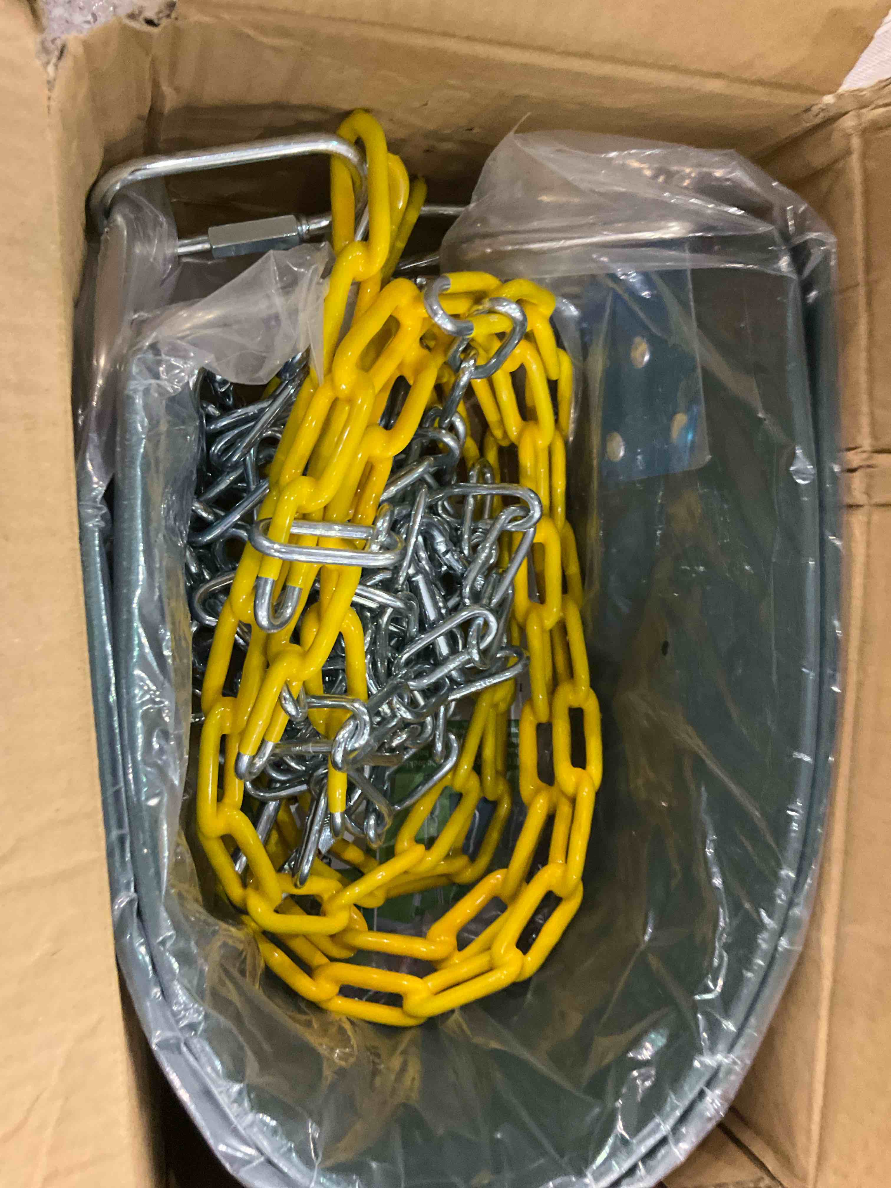 https://s3.amazonaws.com/lotting-images-prod/BargainHunt/EXS01218503_1711460480597.jpeg
