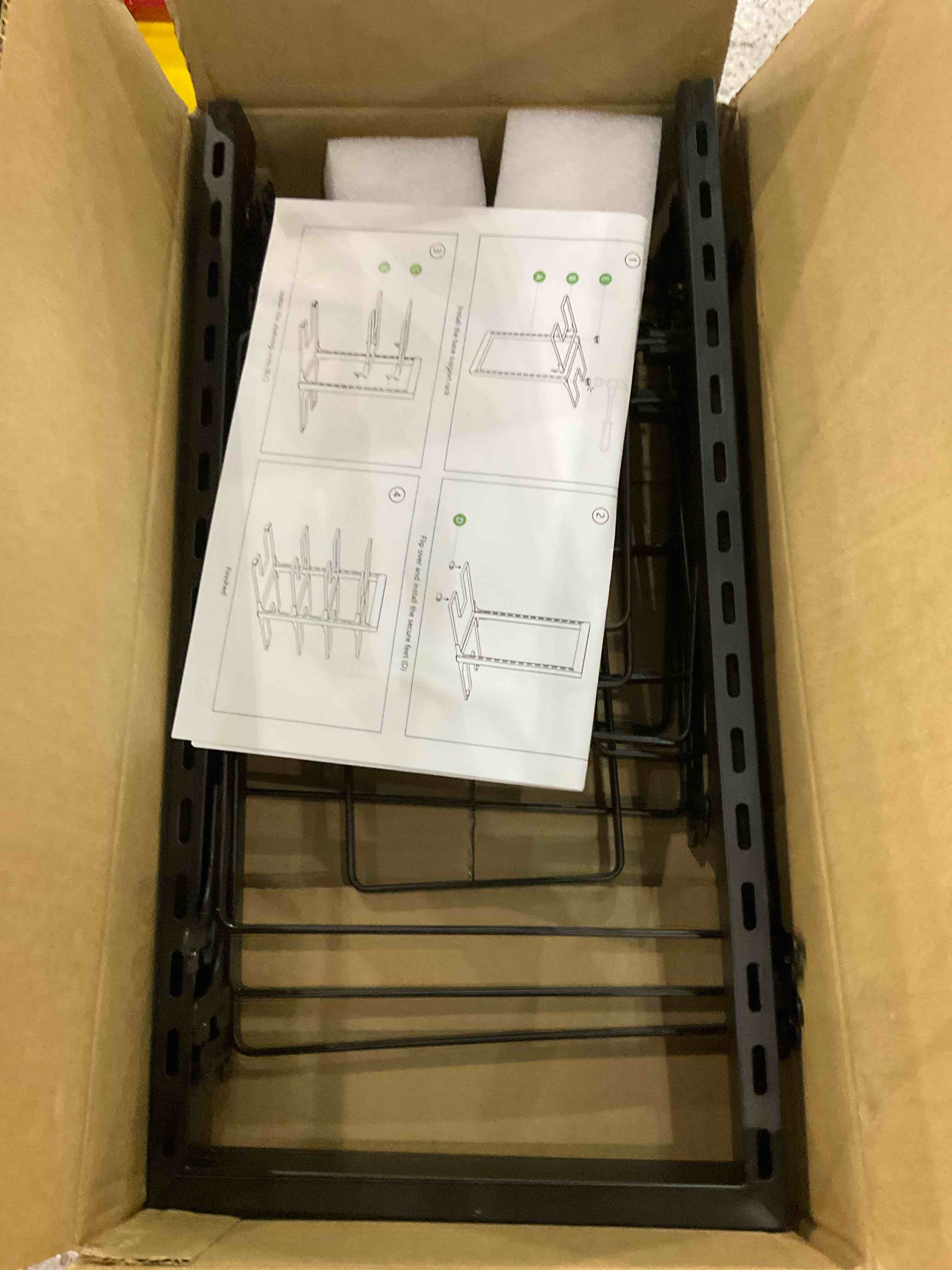 https://s3.amazonaws.com/lotting-images-prod/BargainHunt/EXS01218805_1711713169993.jpeg