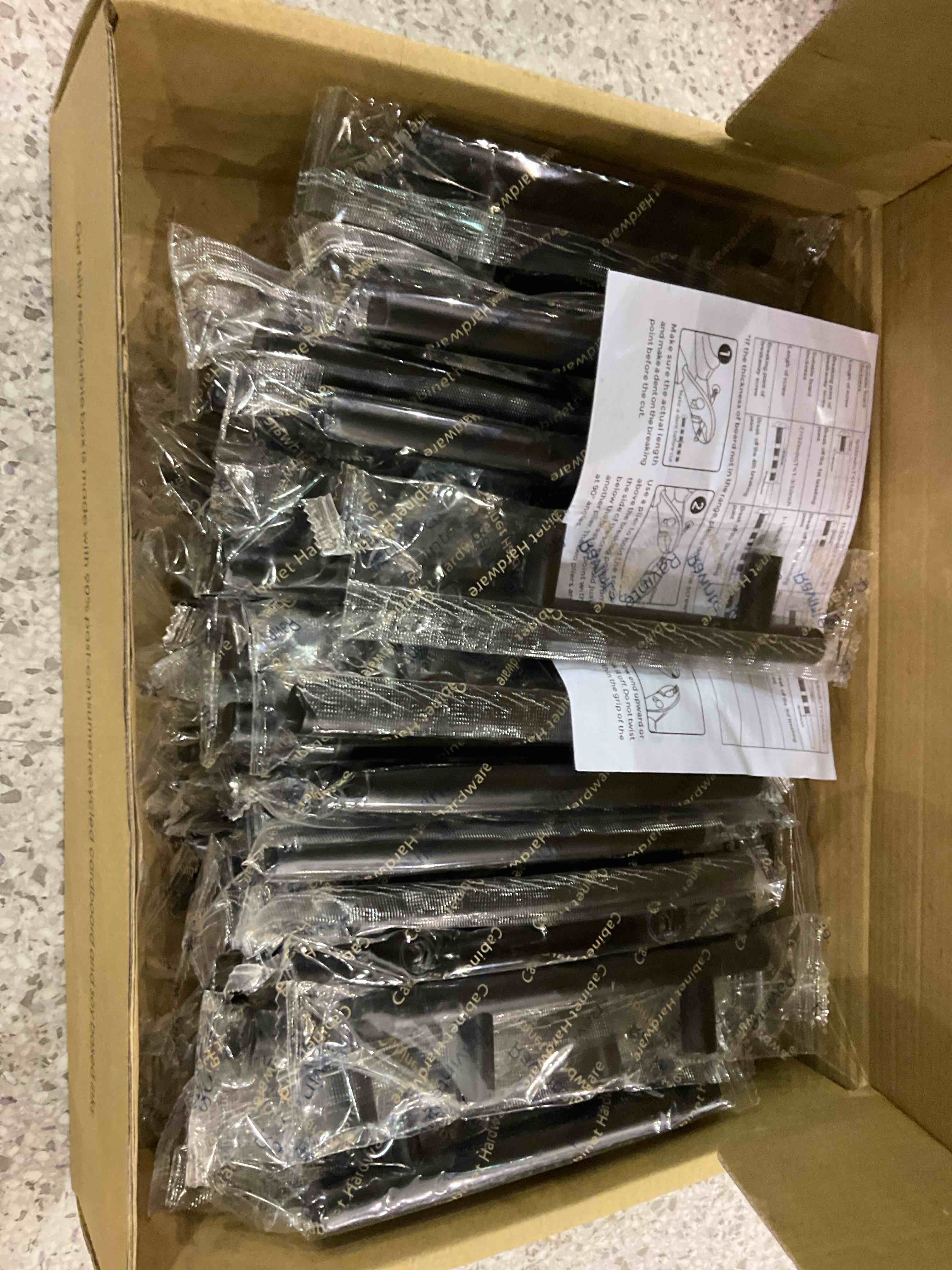 https://s3.amazonaws.com/lotting-images-prod/BargainHunt/EXS01218809_1711713974723.jpeg