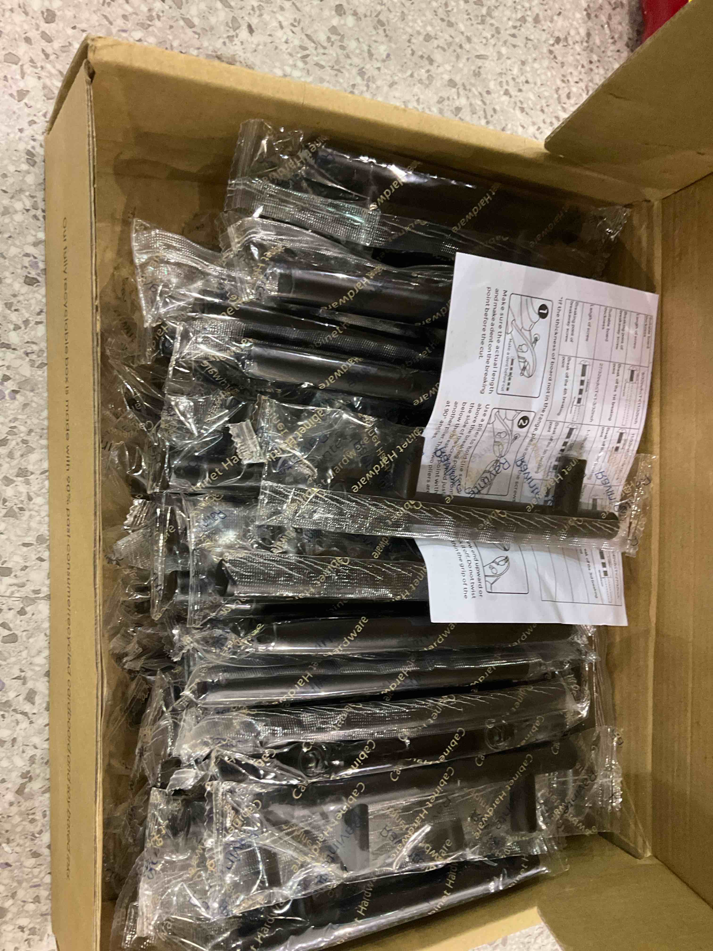https://s3.amazonaws.com/lotting-images-prod/BargainHunt/EXS01218809_1711713975764.jpeg