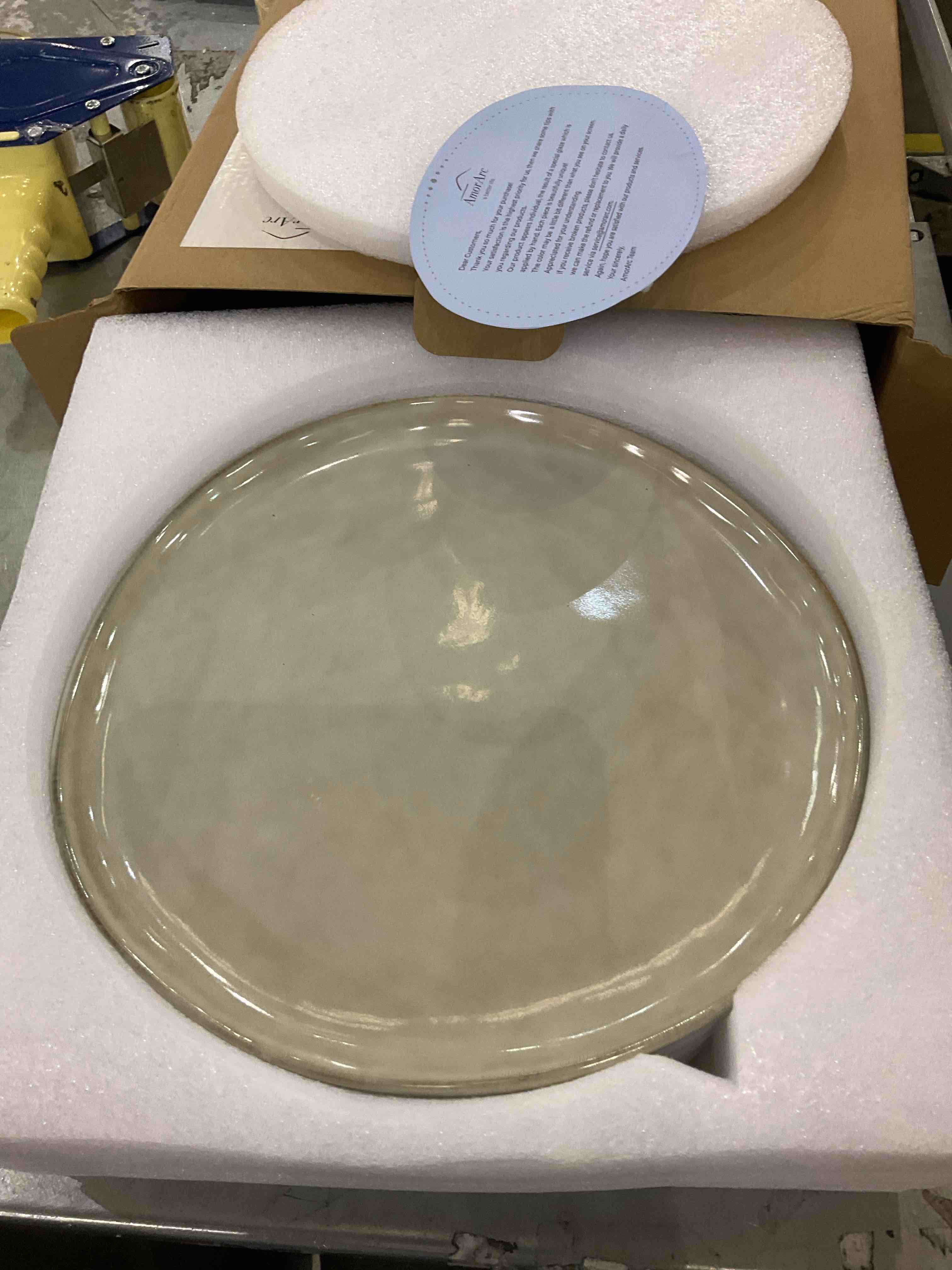 https://s3.amazonaws.com/lotting-images-prod/BargainHunt/EXS01219304_1710425562743.jpeg