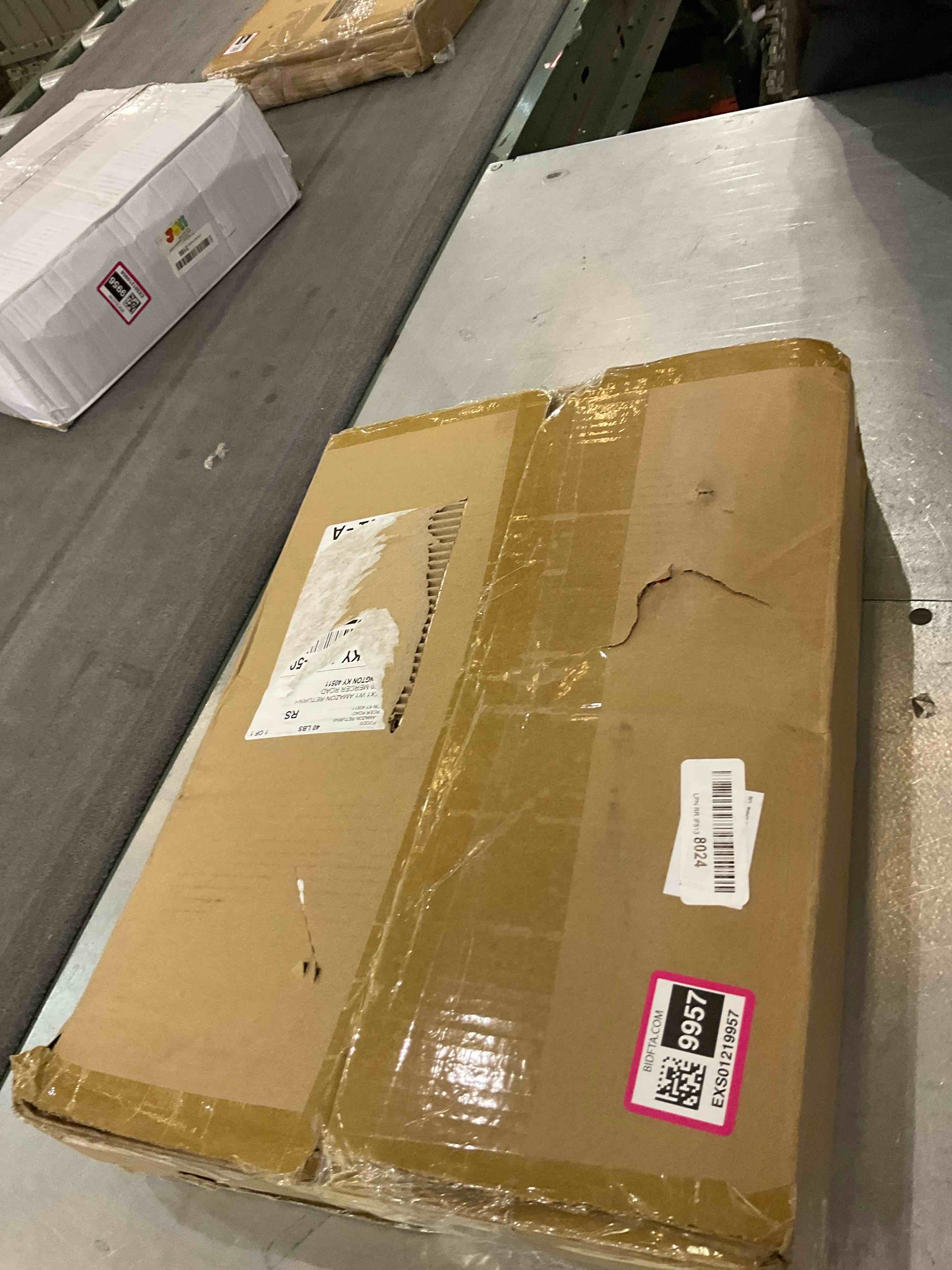 https://s3.amazonaws.com/lotting-images-prod/BargainHunt/EXS01219957_1711385915946.jpeg