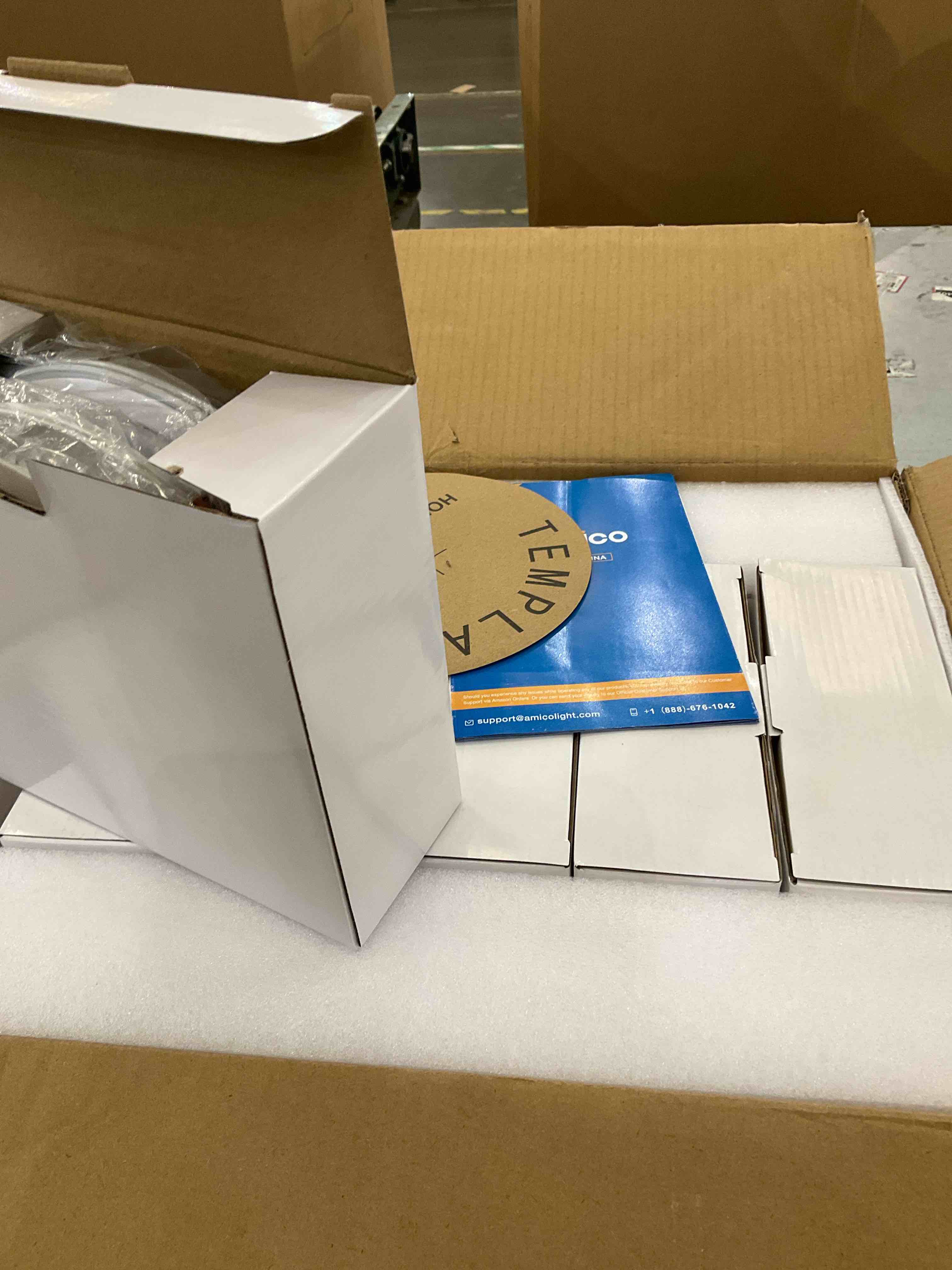https://s3.amazonaws.com/lotting-images-prod/BargainHunt/EXS01220034_1710265780096.jpeg