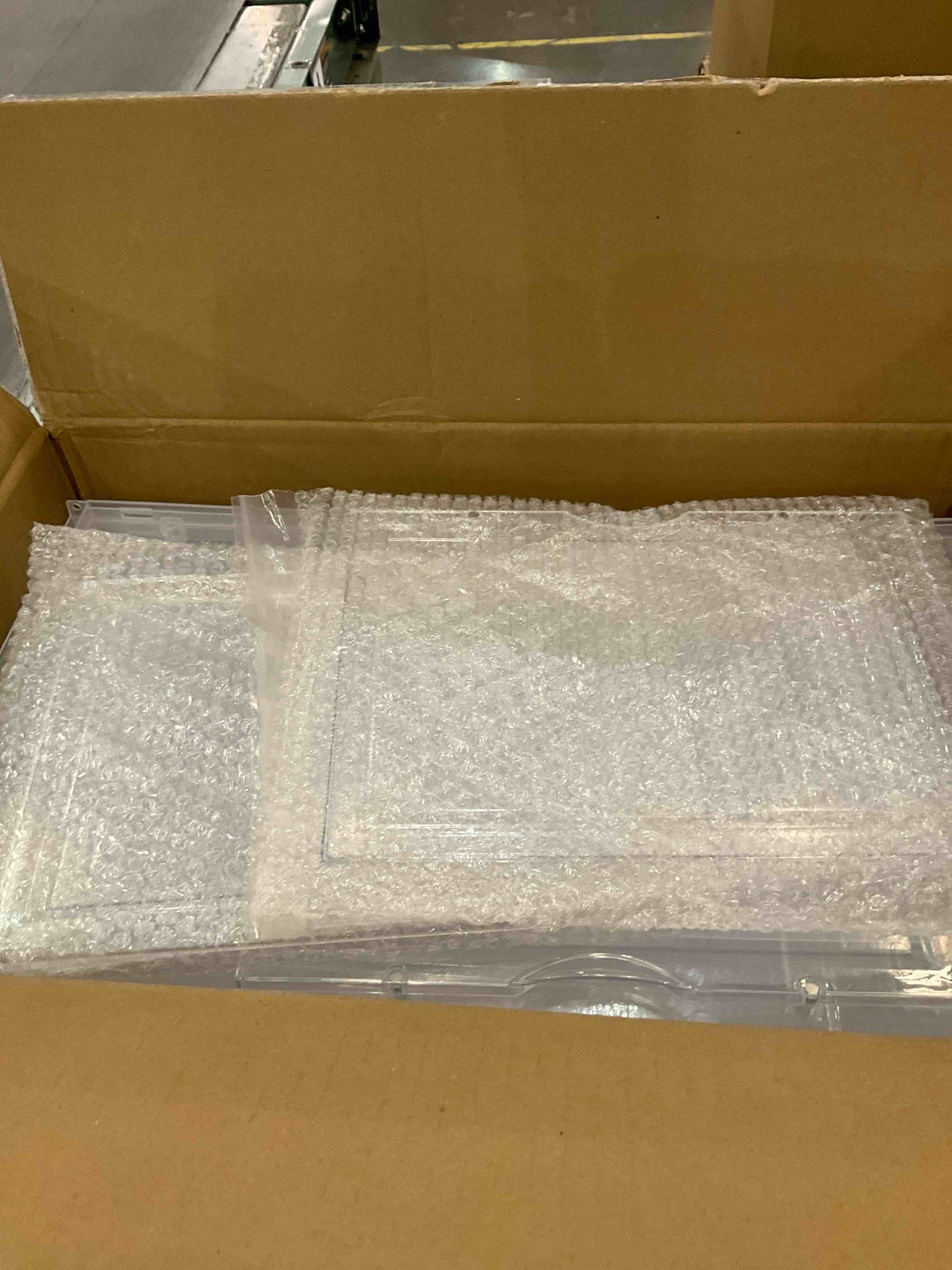 https://s3.amazonaws.com/lotting-images-prod/BargainHunt/EXS01220474_1710436860802.jpeg