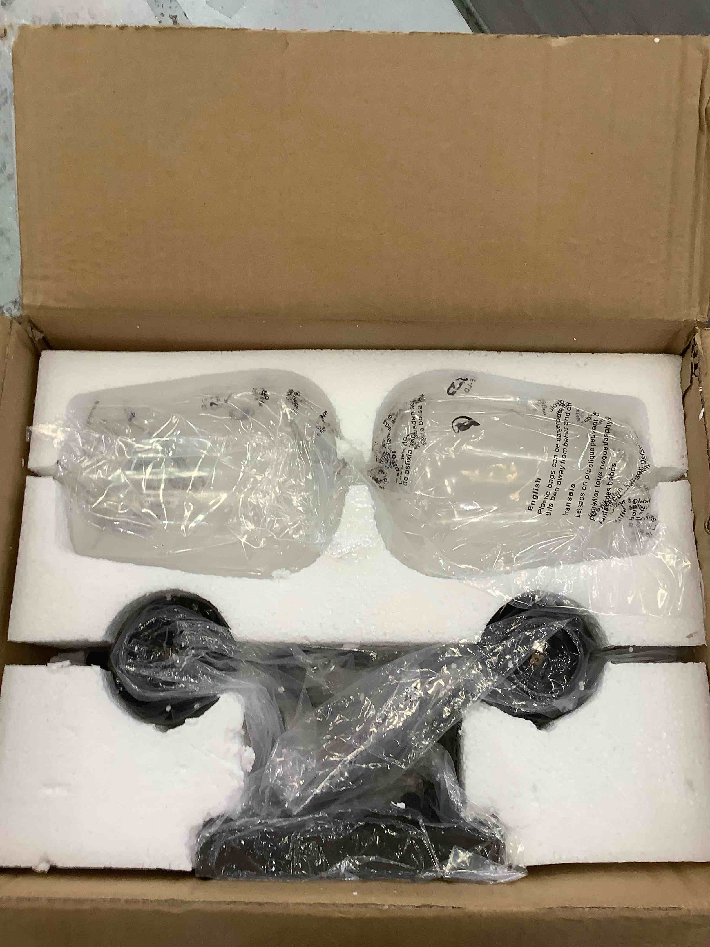 https://s3.amazonaws.com/lotting-images-prod/BargainHunt/EXS01220802_1710438792946.jpeg