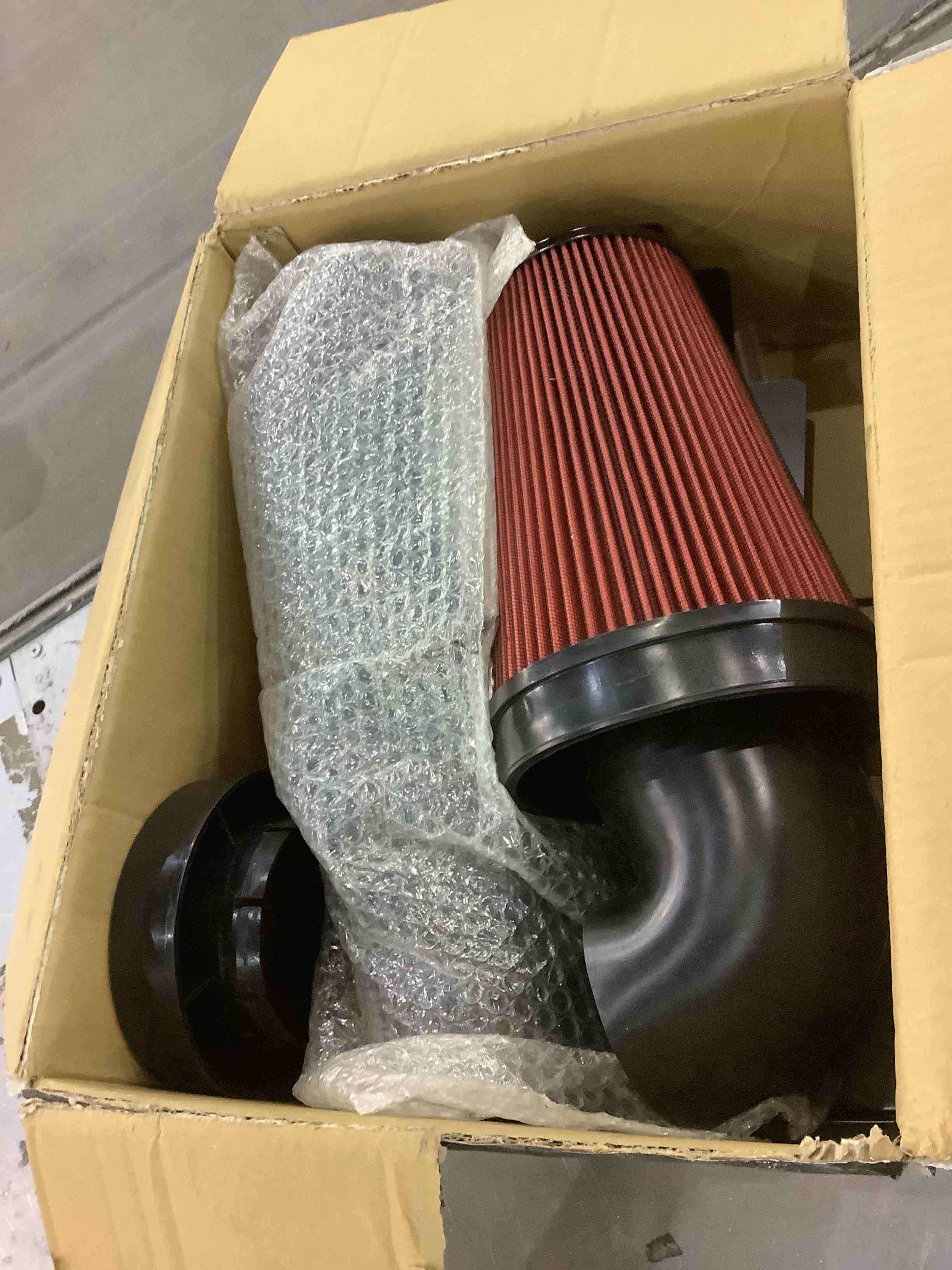 https://s3.amazonaws.com/lotting-images-prod/BargainHunt/EXS01220843_1710761812889.jpeg