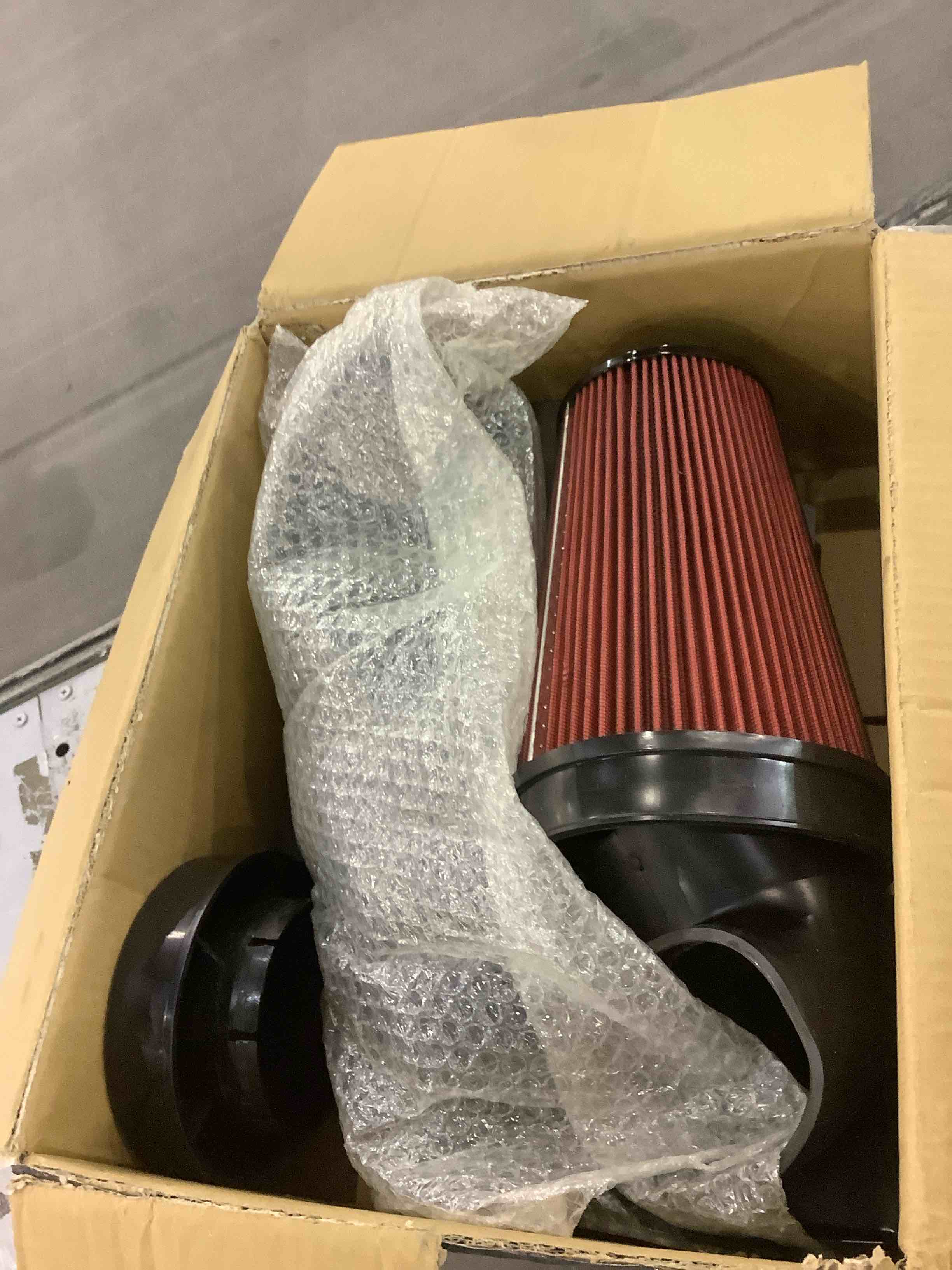 https://s3.amazonaws.com/lotting-images-prod/BargainHunt/EXS01220843_1710761823754.jpeg