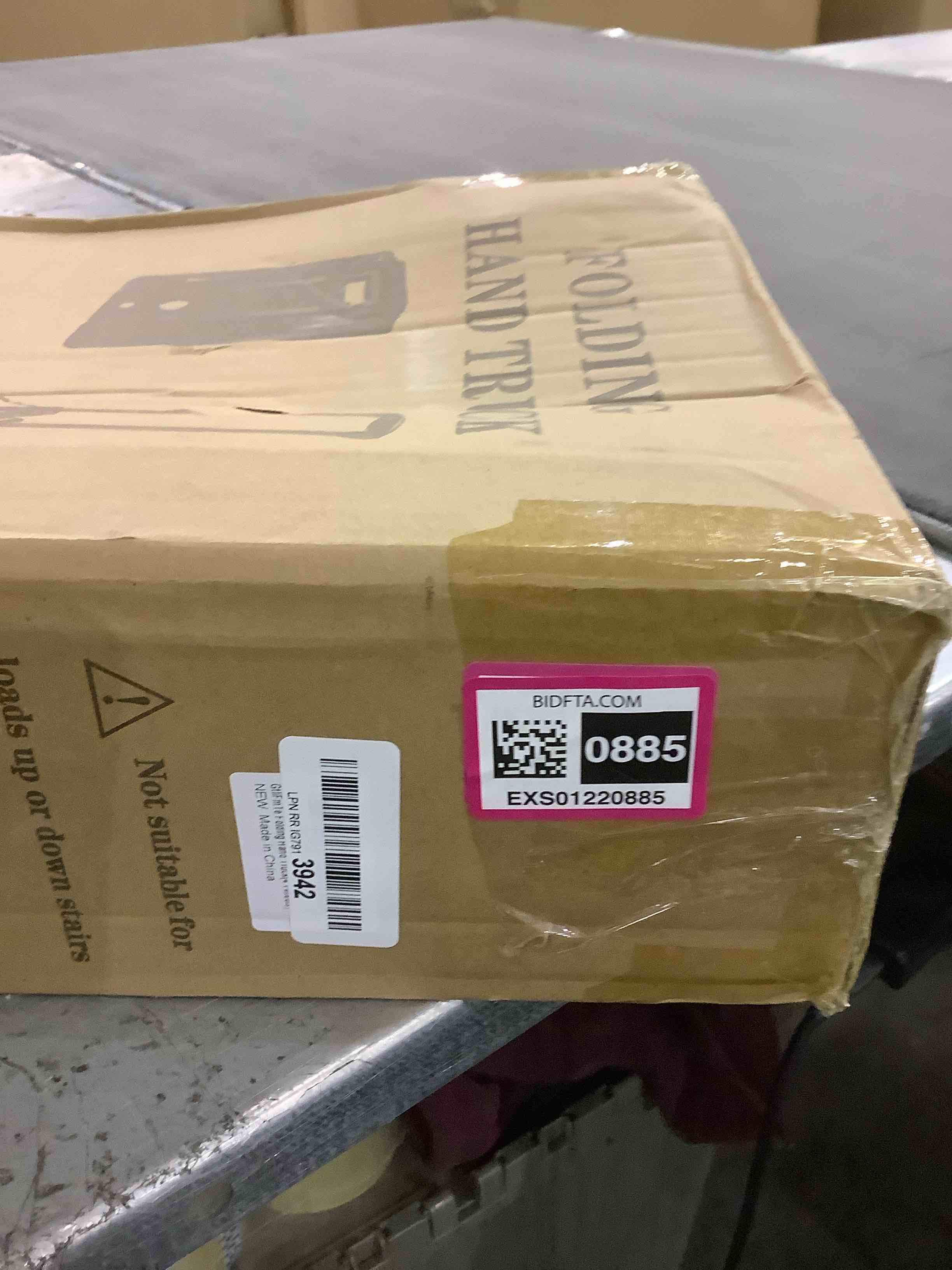 https://s3.amazonaws.com/lotting-images-prod/BargainHunt/EXS01220885_1710766435829.jpeg