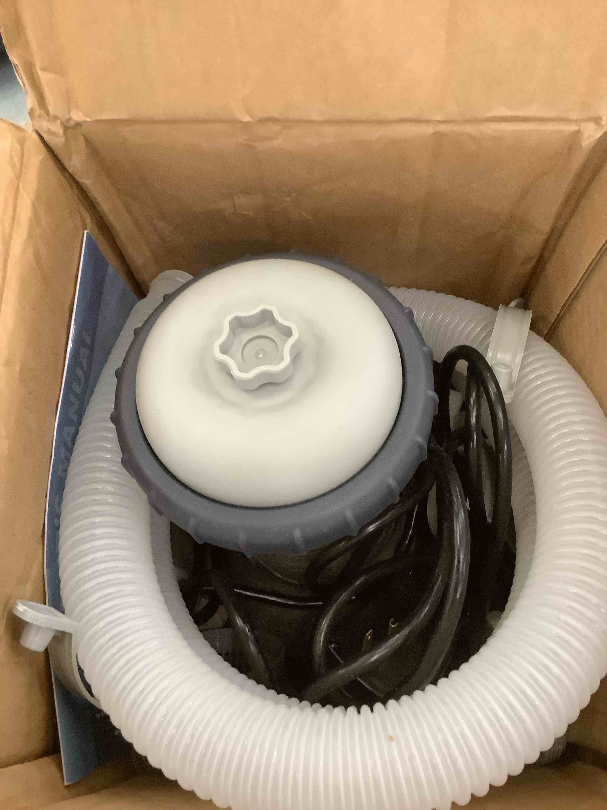 https://s3.amazonaws.com/lotting-images-prod/BargainHunt/EXS01220974_1710786539561.jpeg