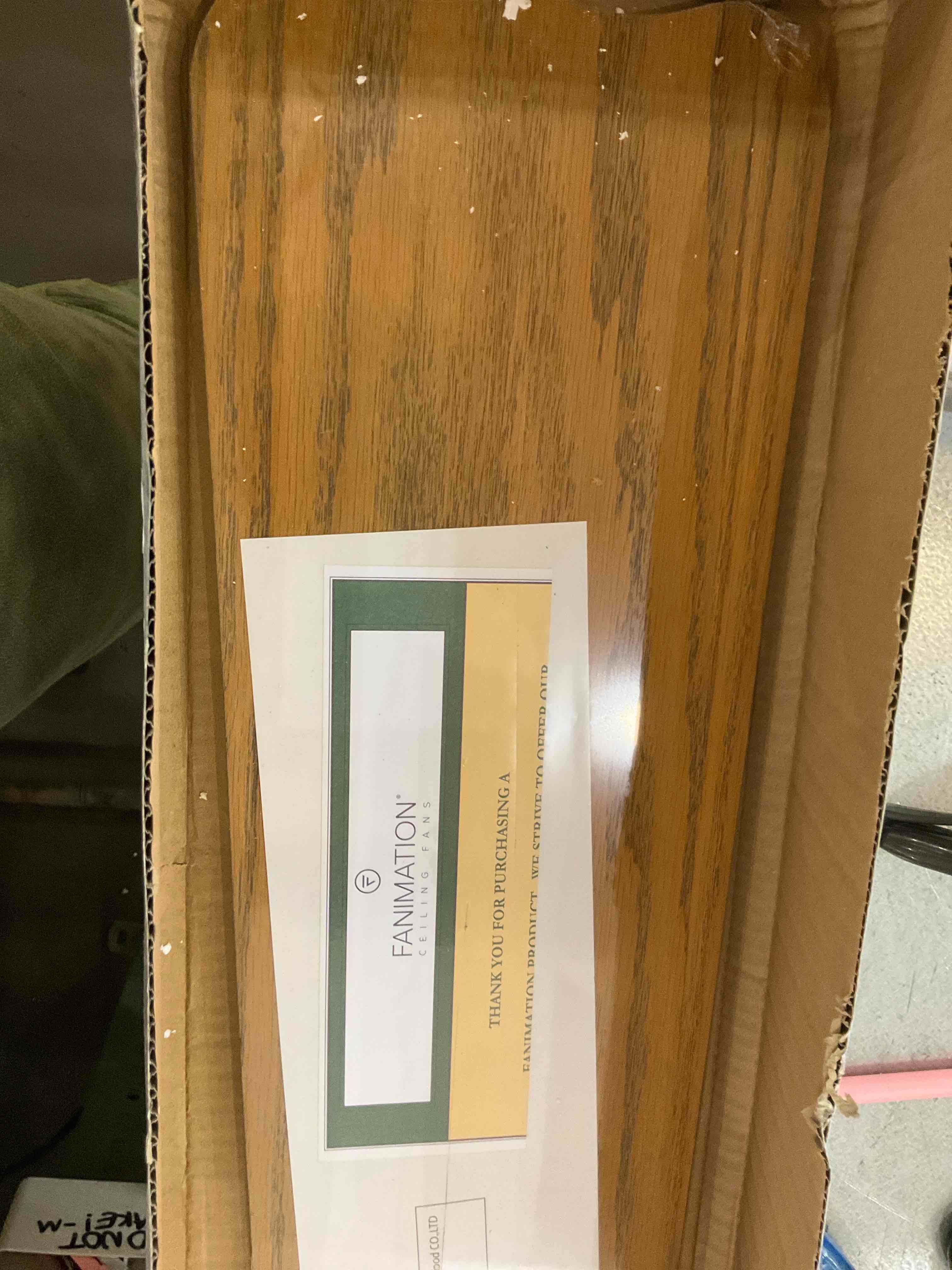 https://s3.amazonaws.com/lotting-images-prod/BargainHunt/EXS01221009_1710776557935.jpeg