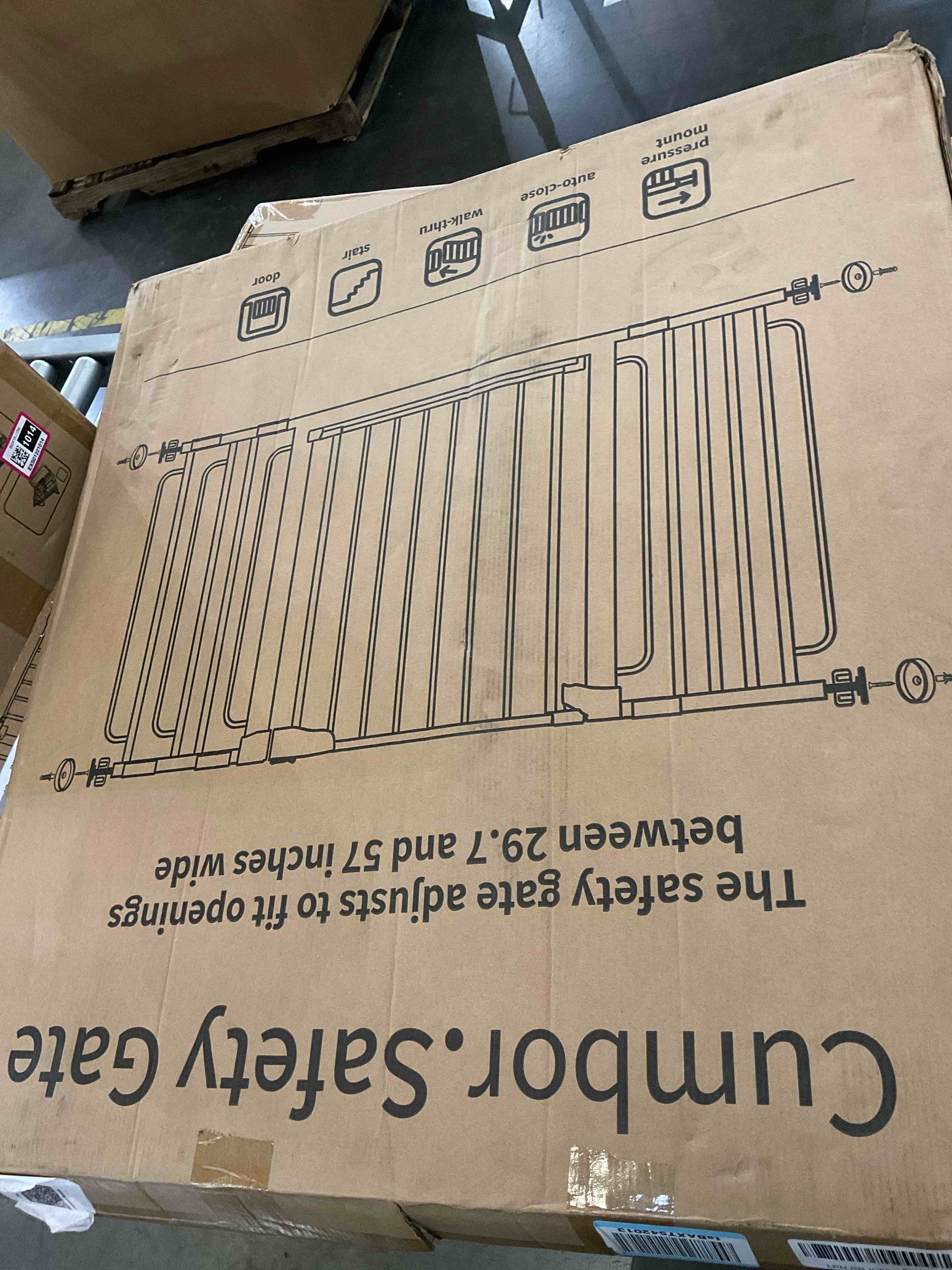 Mom's Choice Awards Winner-Cumbor 29.7"-51.5" Baby Gate Extra Wide, Safety Dog Gate for Stairs, Easy Walk Thru Auto Close Pet Gates for The House, Doorways, Child Gate Includes 4 Wall Cups, Brown