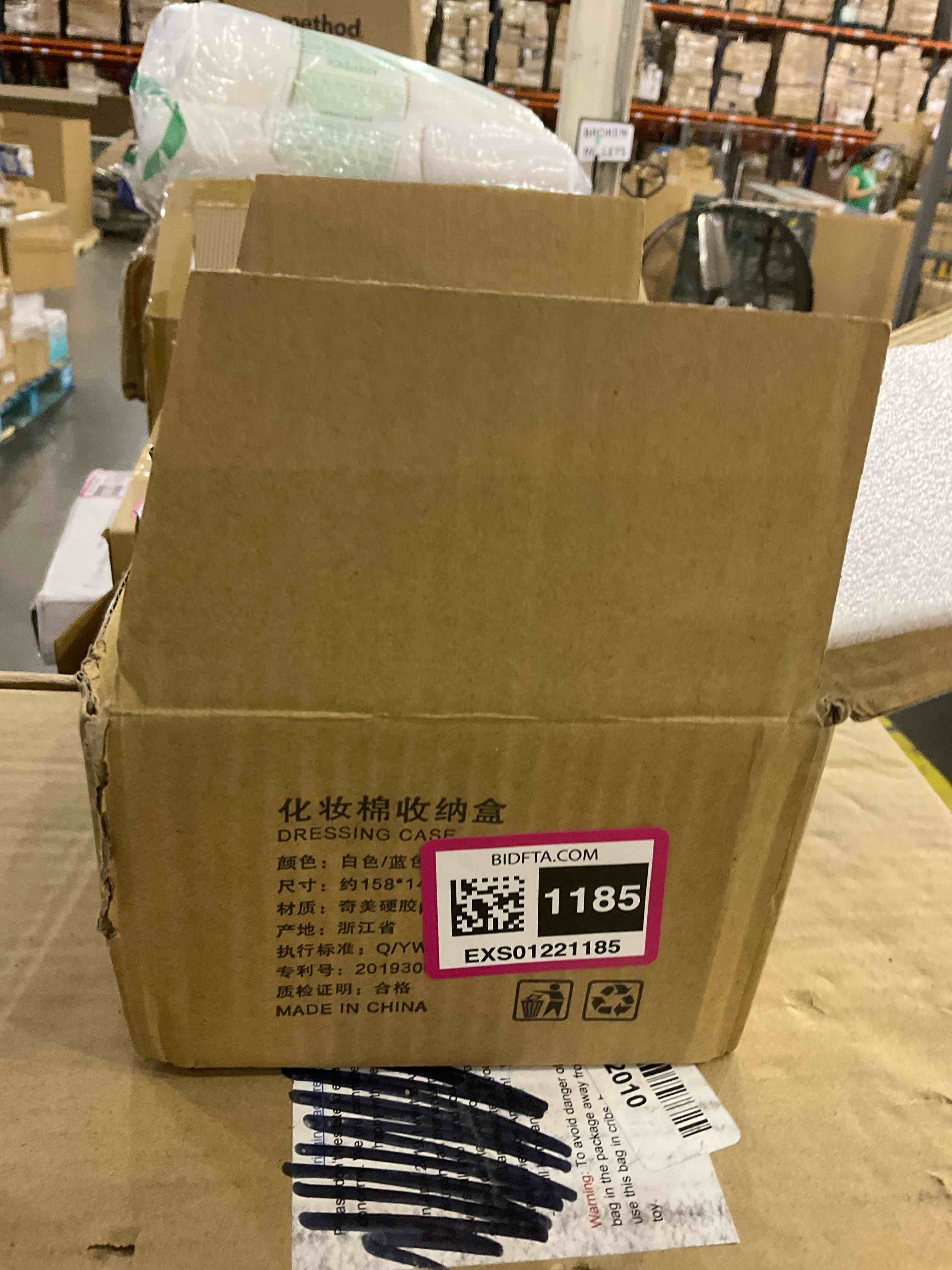 https://s3.amazonaws.com/lotting-images-prod/BargainHunt/EXS01221185_1710938041557.jpeg
