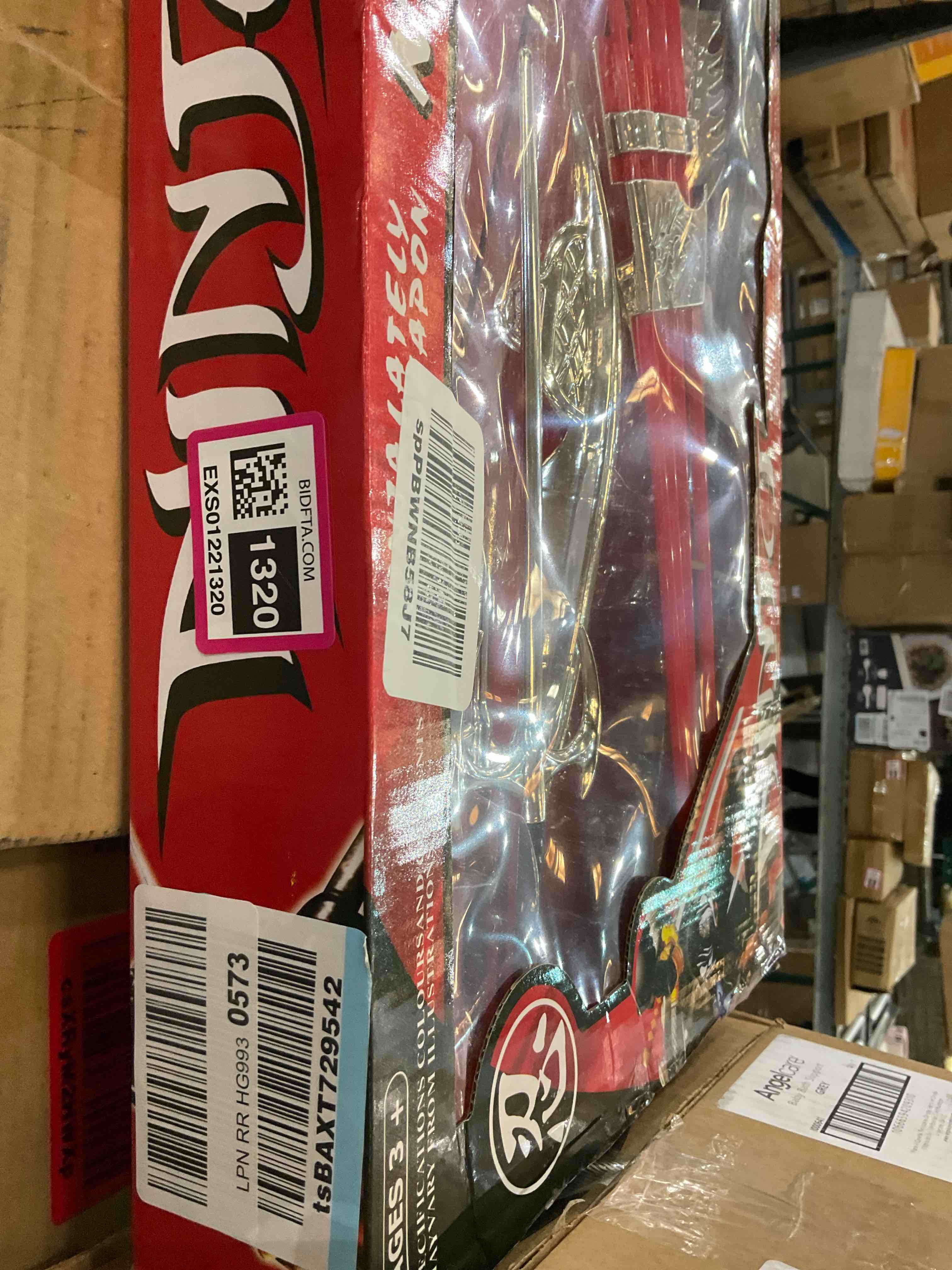 https://s3.amazonaws.com/lotting-images-prod/BargainHunt/EXS01221320_1710961358705.jpeg