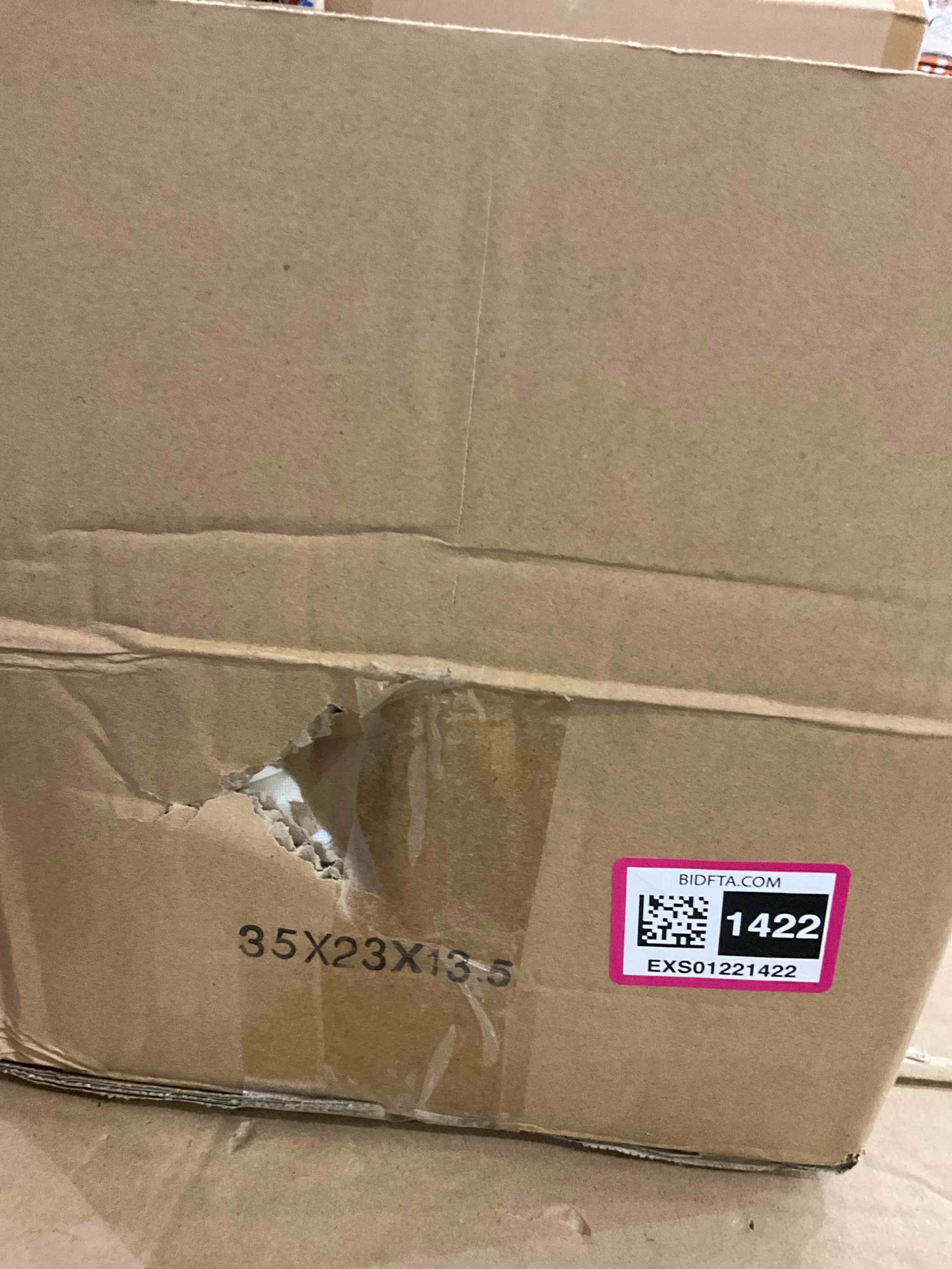 https://s3.amazonaws.com/lotting-images-prod/BargainHunt/EXS01221422_1711385205737.jpeg