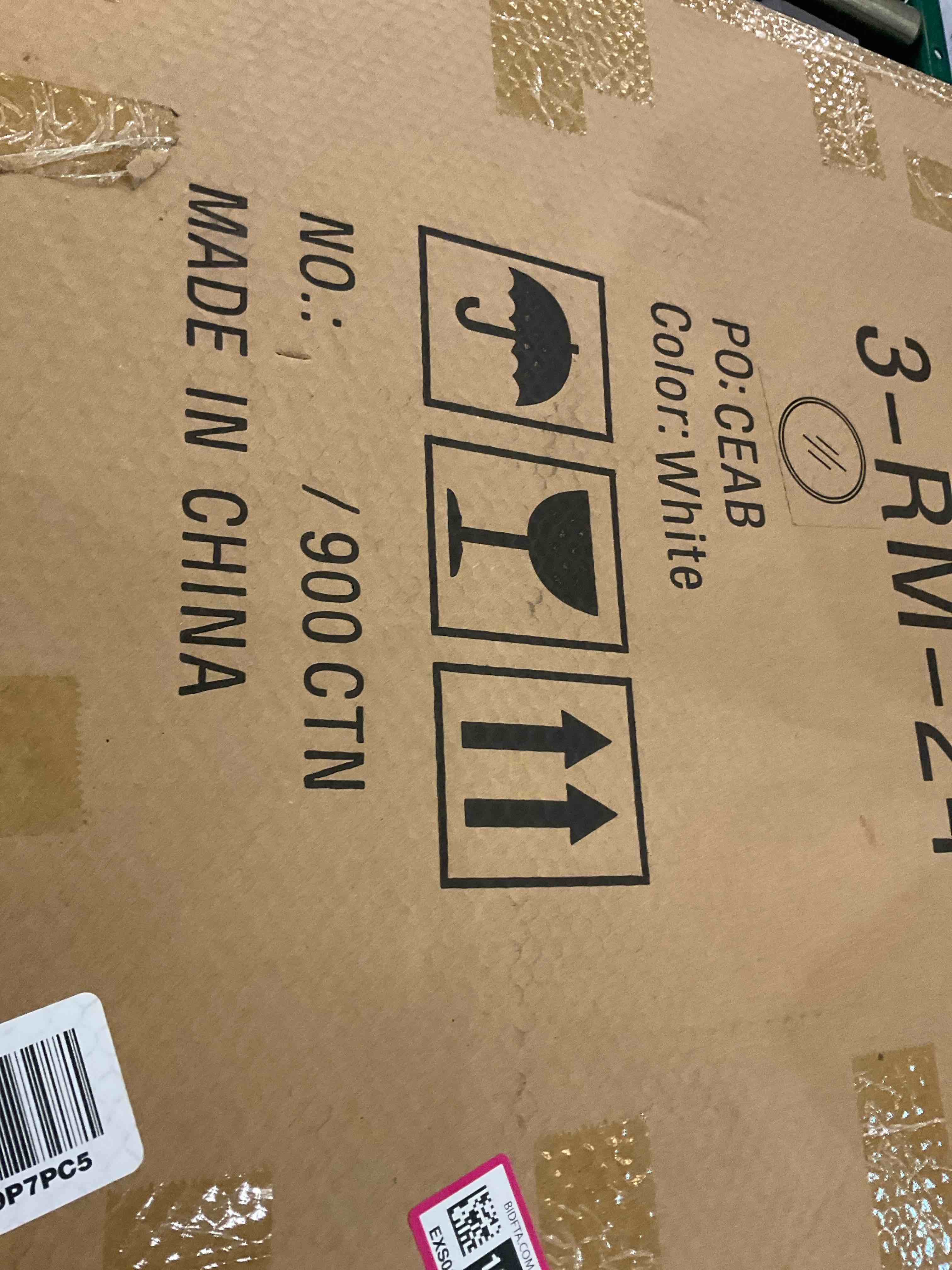 https://s3.amazonaws.com/lotting-images-prod/BargainHunt/EXS01221548_1709842669136.jpeg