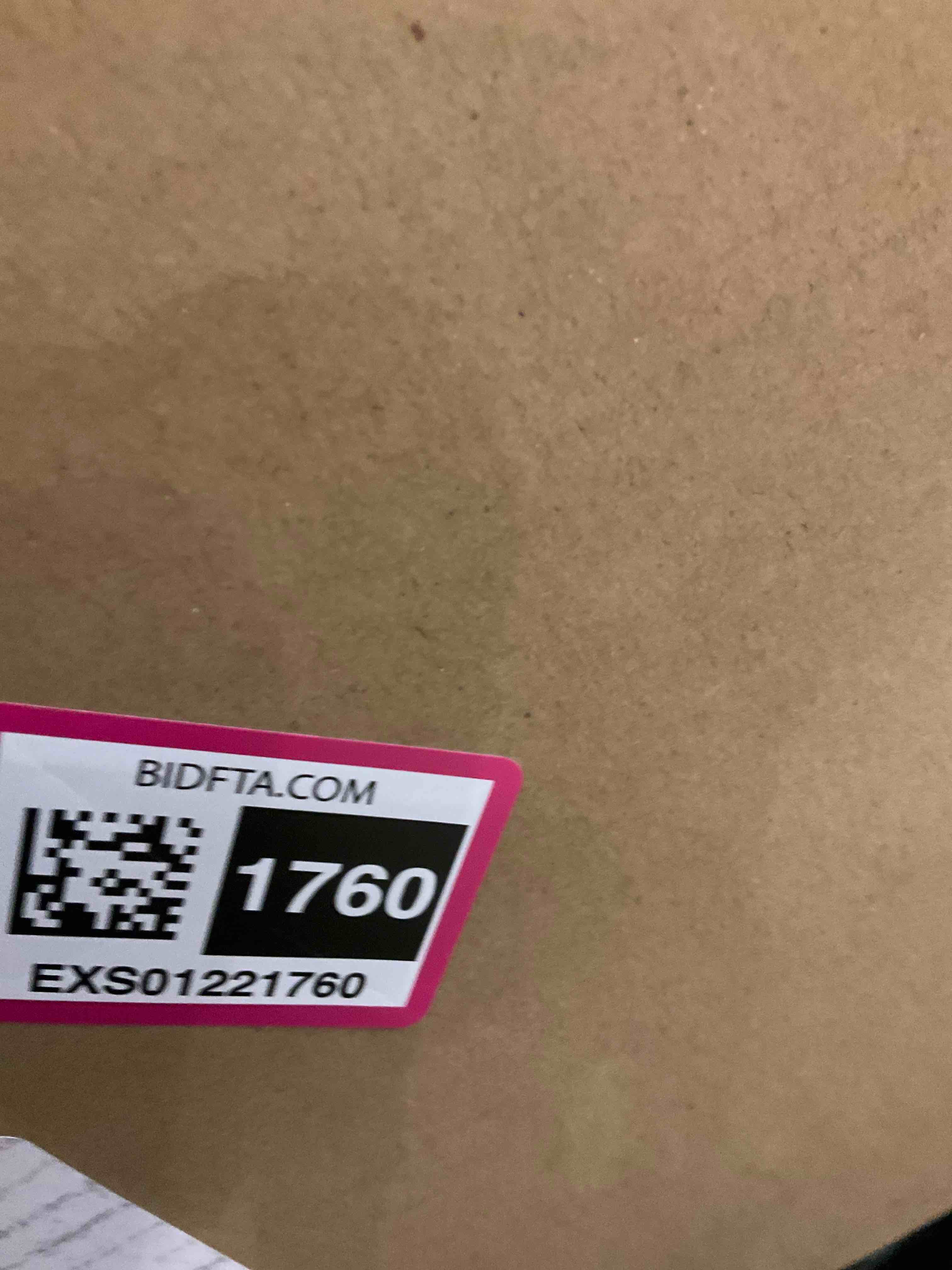 https://s3.amazonaws.com/lotting-images-prod/BargainHunt/EXS01221760_1710340213345.jpeg