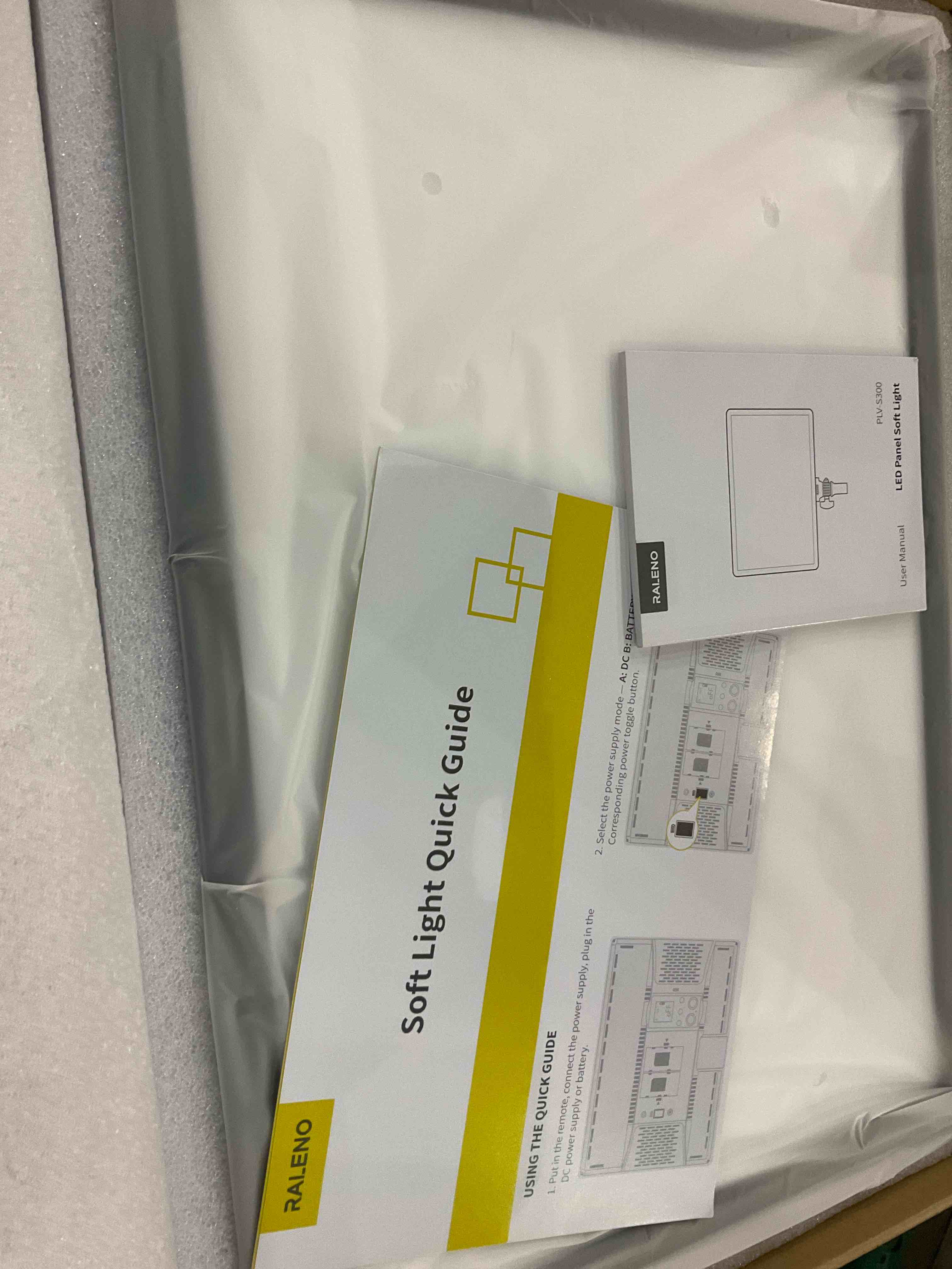 https://s3.amazonaws.com/lotting-images-prod/BargainHunt/EXS01221895_1710416656107.jpeg