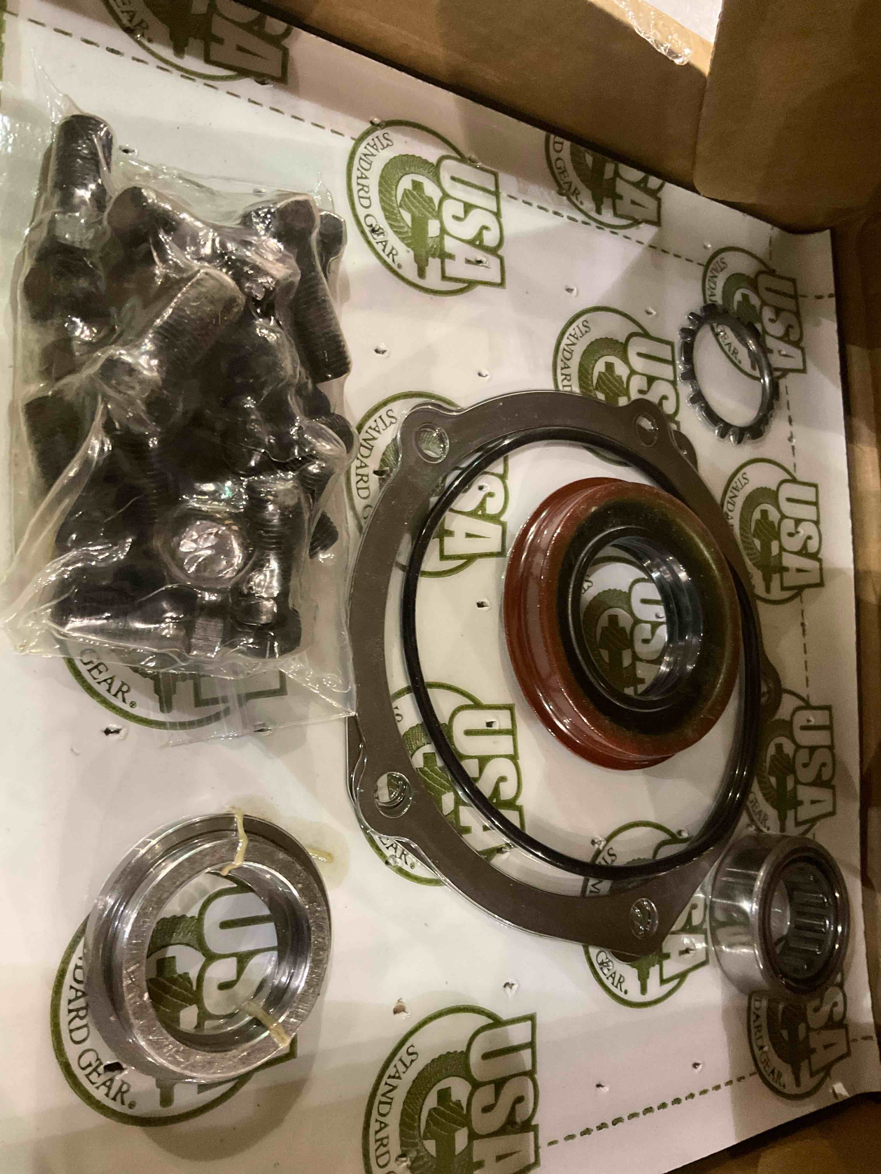https://s3.amazonaws.com/lotting-images-prod/BargainHunt/EXS01222065_1710243447432.jpeg