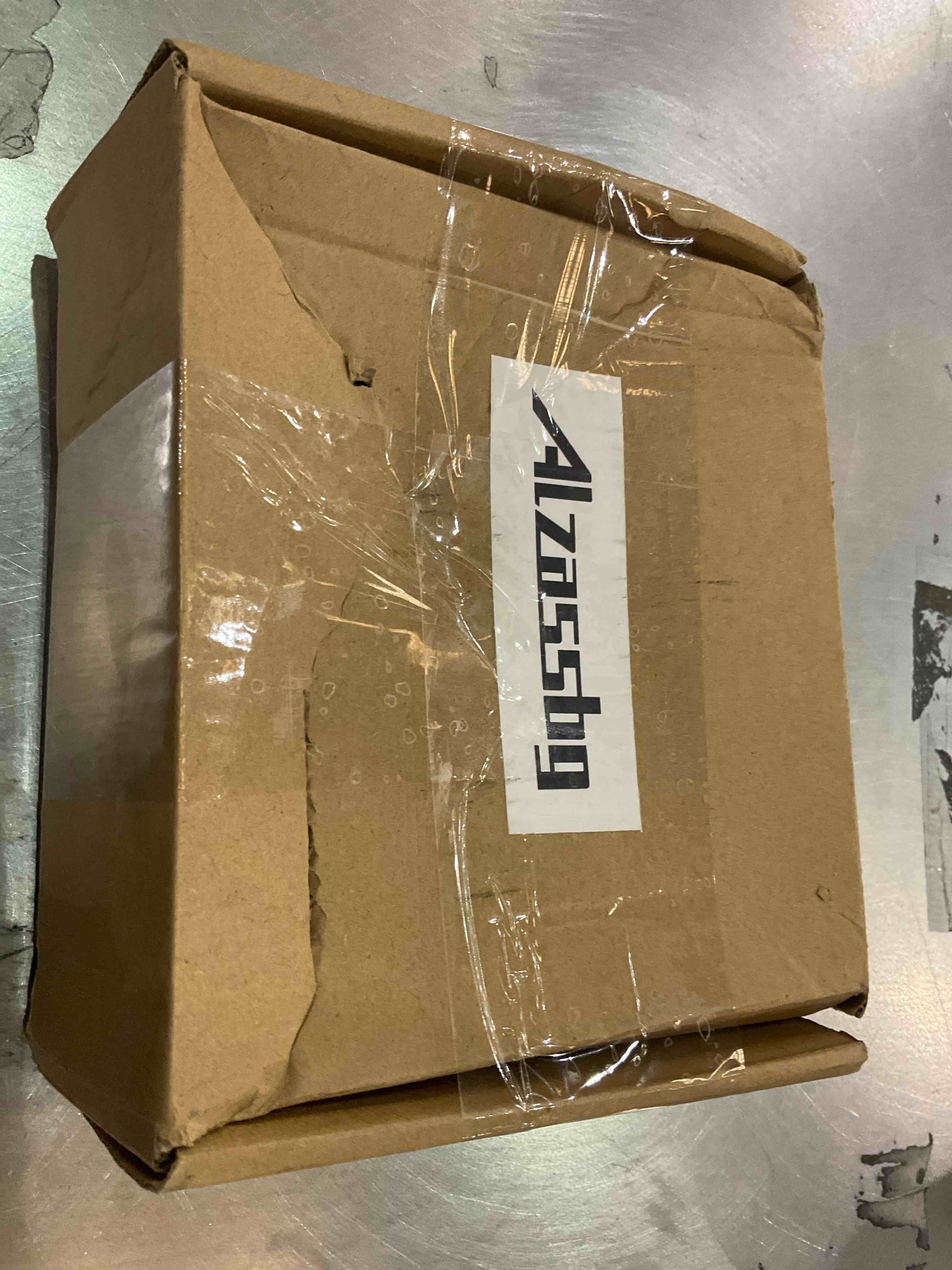 https://s3.amazonaws.com/lotting-images-prod/BargainHunt/EXS01222085_1710252330837.jpeg