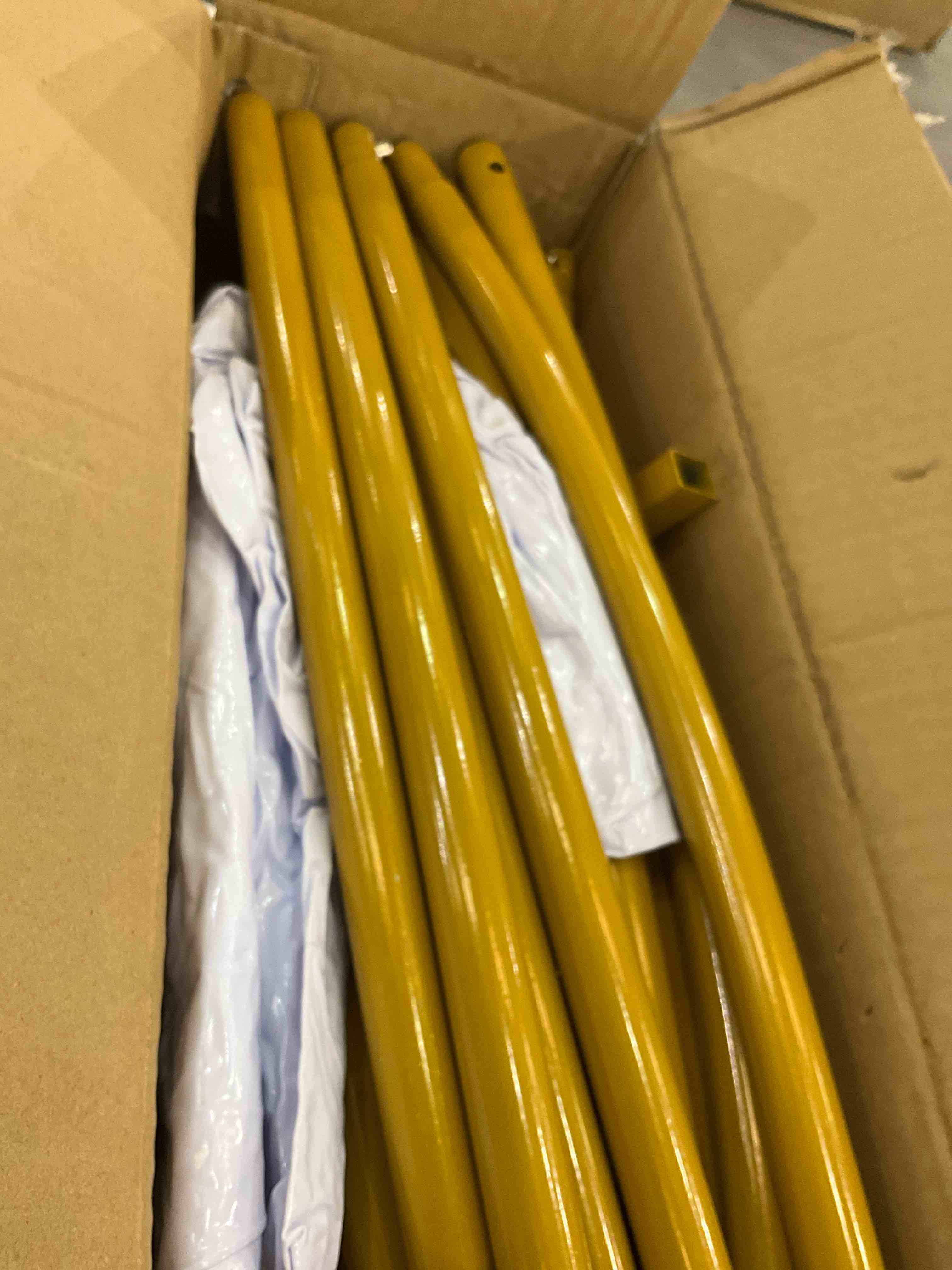 https://s3.amazonaws.com/lotting-images-prod/BargainHunt/EXS01222250_1710350555442.jpeg