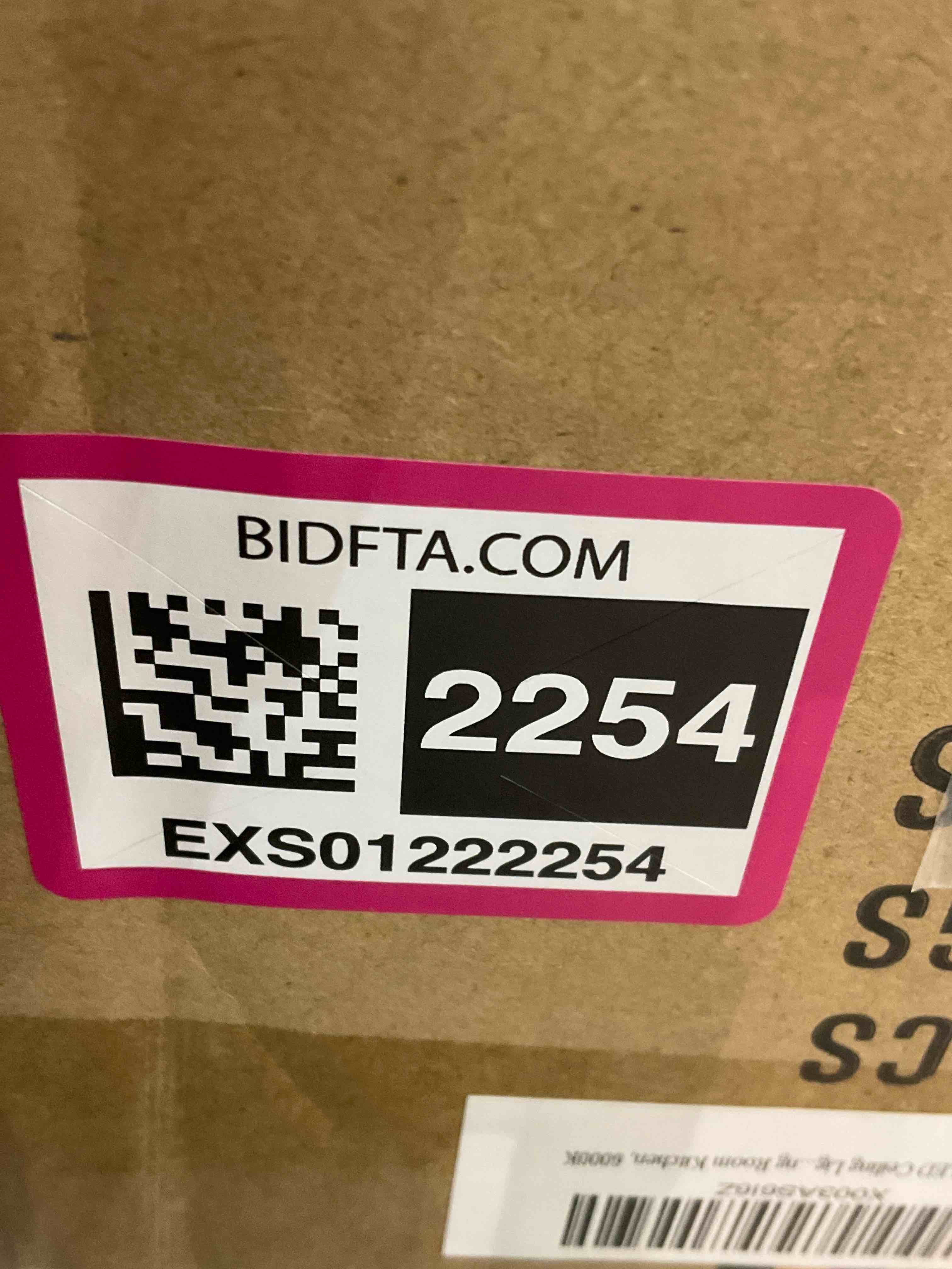 https://s3.amazonaws.com/lotting-images-prod/BargainHunt/EXS01222254_1710351794864.jpeg