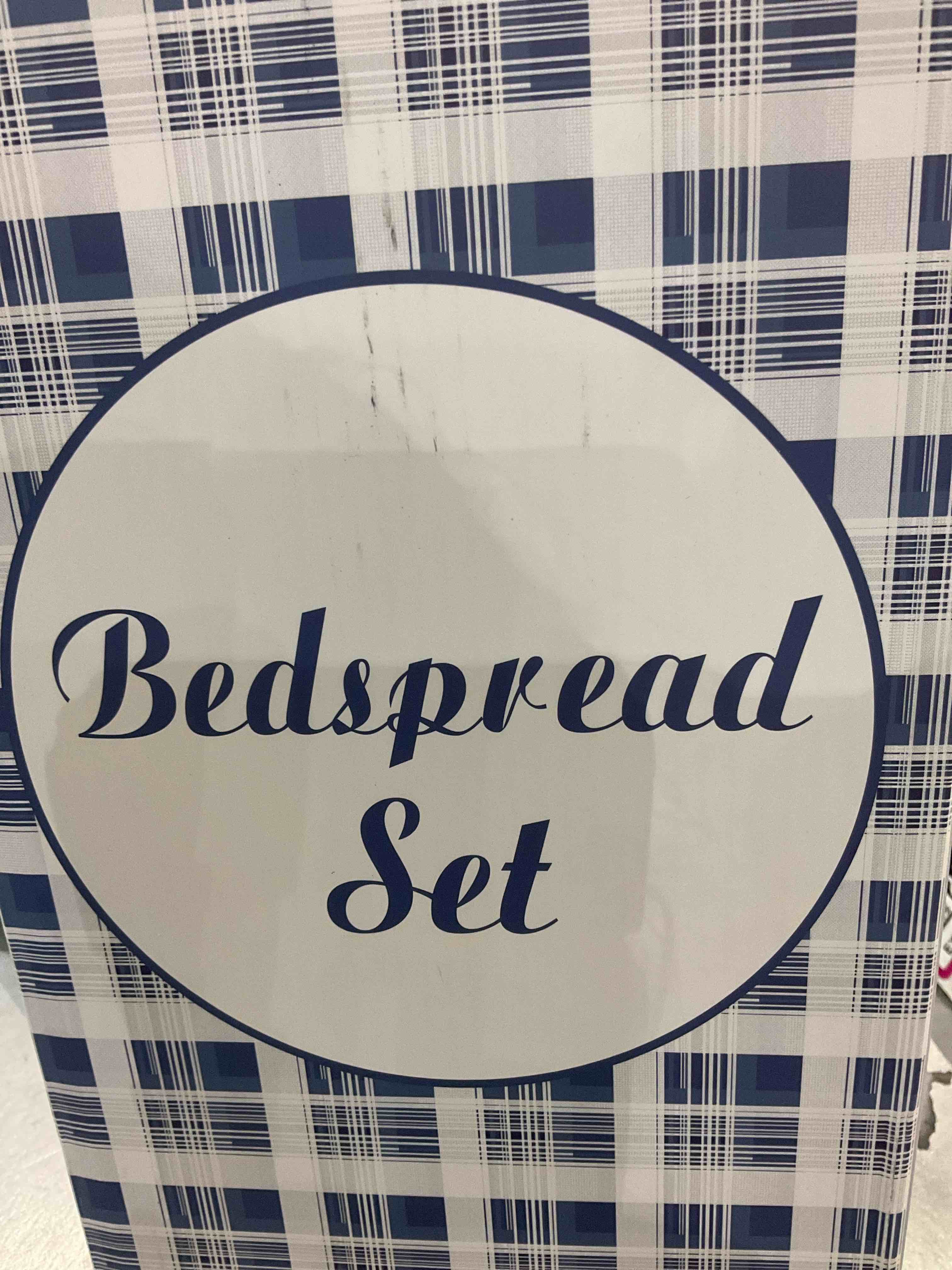 https://s3.amazonaws.com/lotting-images-prod/BargainHunt/EXS01222422_1710509852470.jpeg