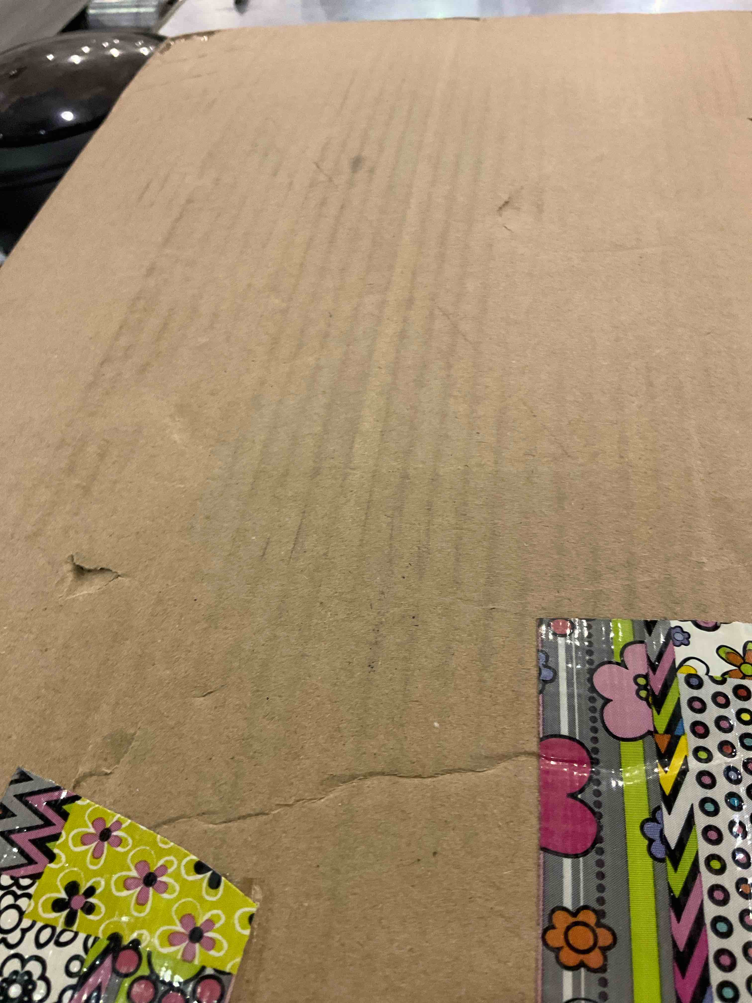https://s3.amazonaws.com/lotting-images-prod/BargainHunt/EXS01222433_1710511396845.jpeg