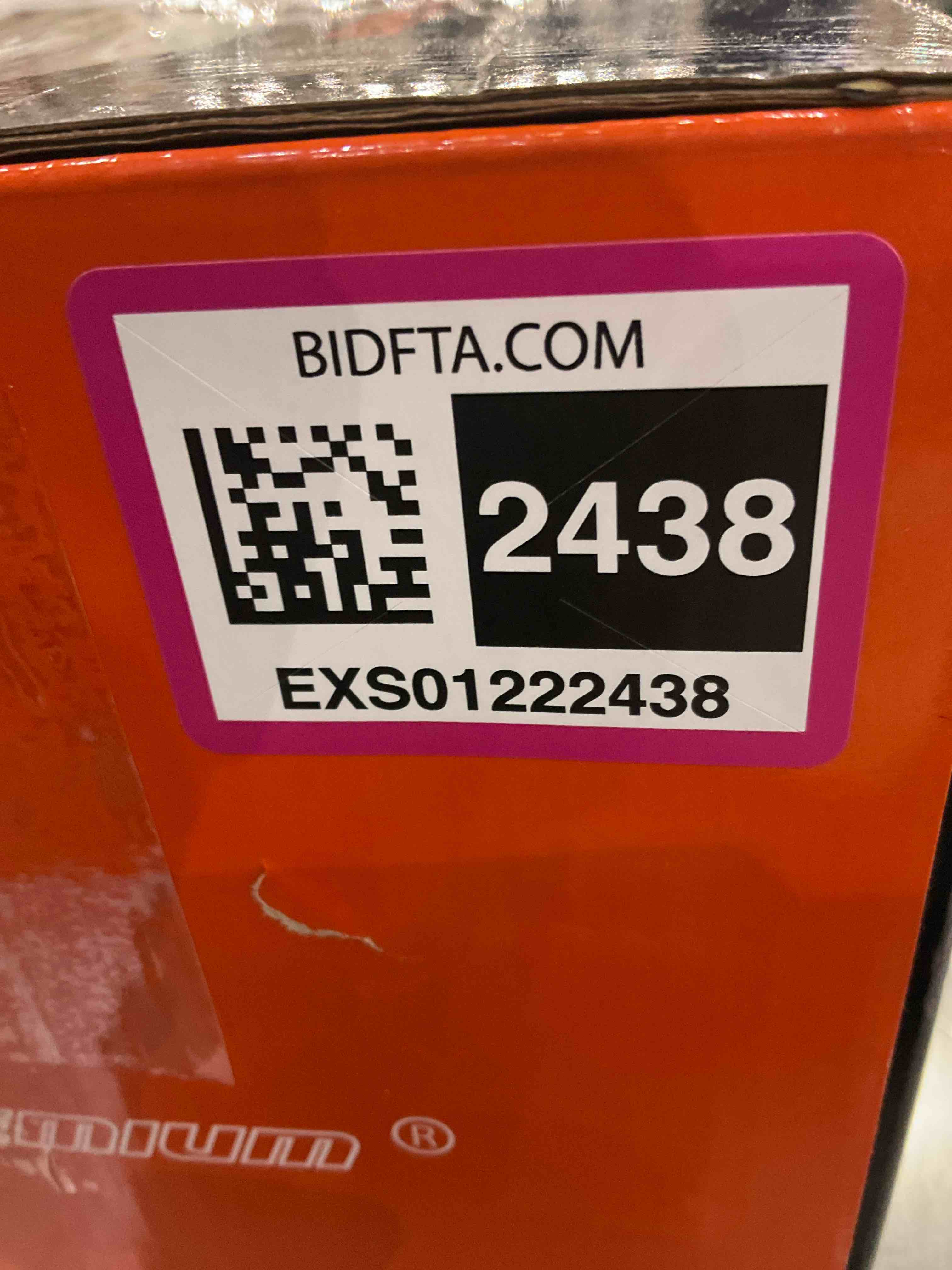 https://s3.amazonaws.com/lotting-images-prod/BargainHunt/EXS01222438_1710512692197.jpeg