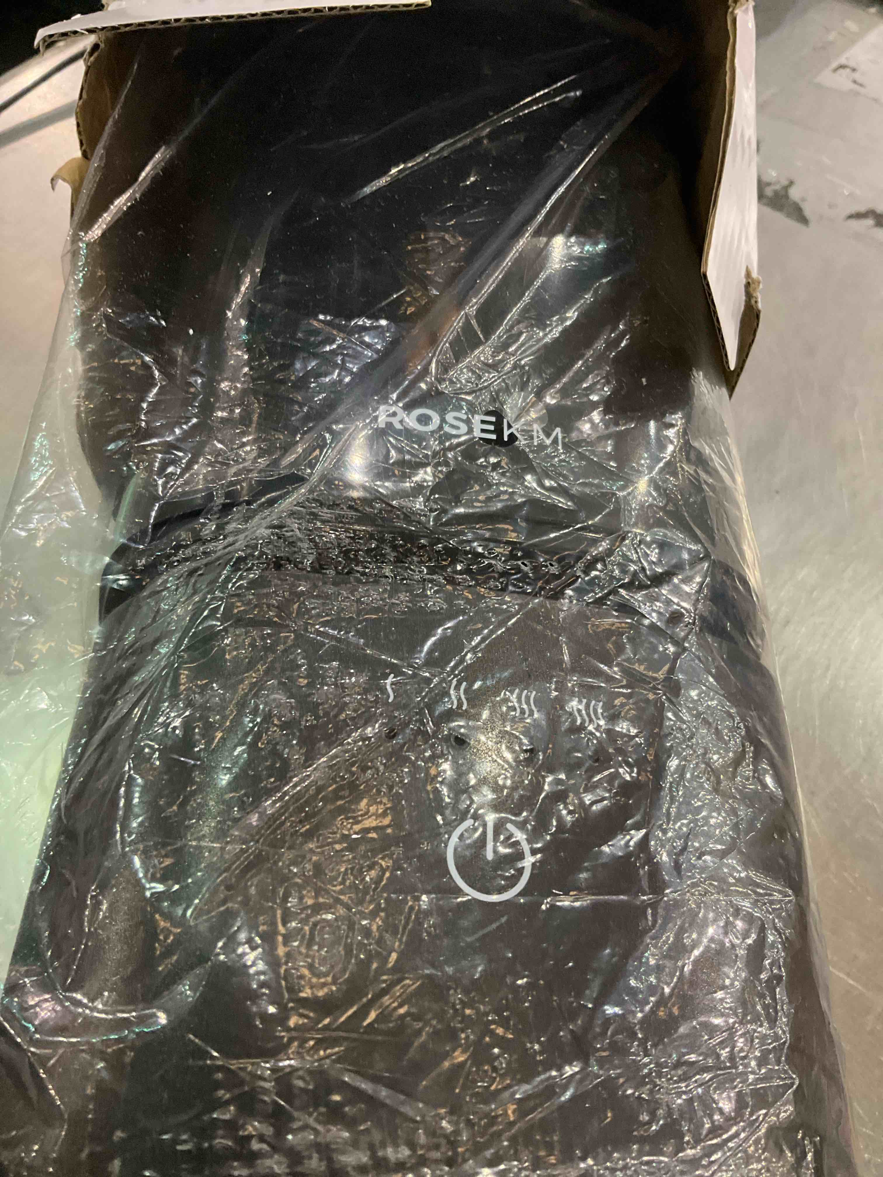https://s3.amazonaws.com/lotting-images-prod/BargainHunt/EXS01222474_1710517037787.jpeg