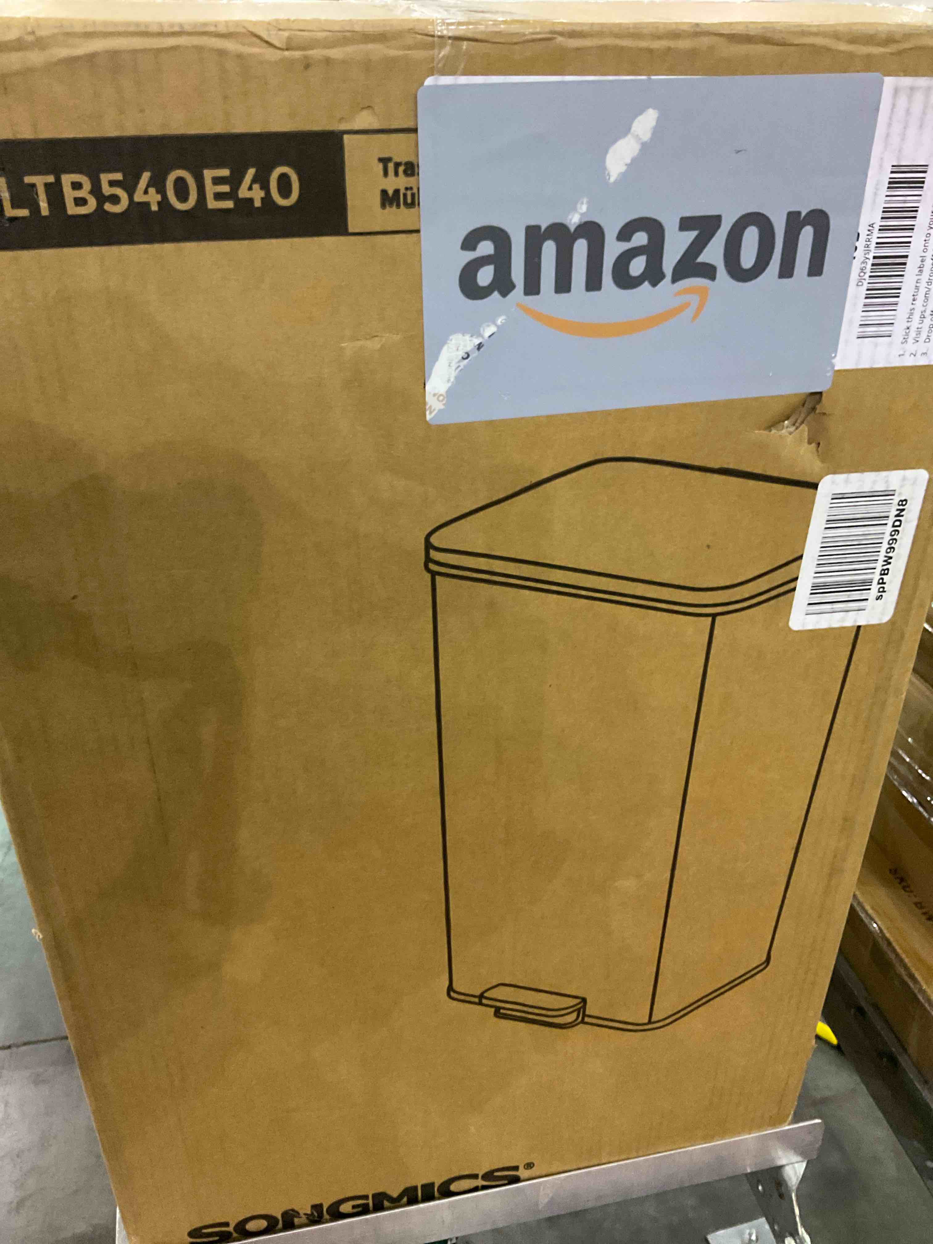 https://s3.amazonaws.com/lotting-images-prod/BargainHunt/EXS01222634_1712057809192.jpeg