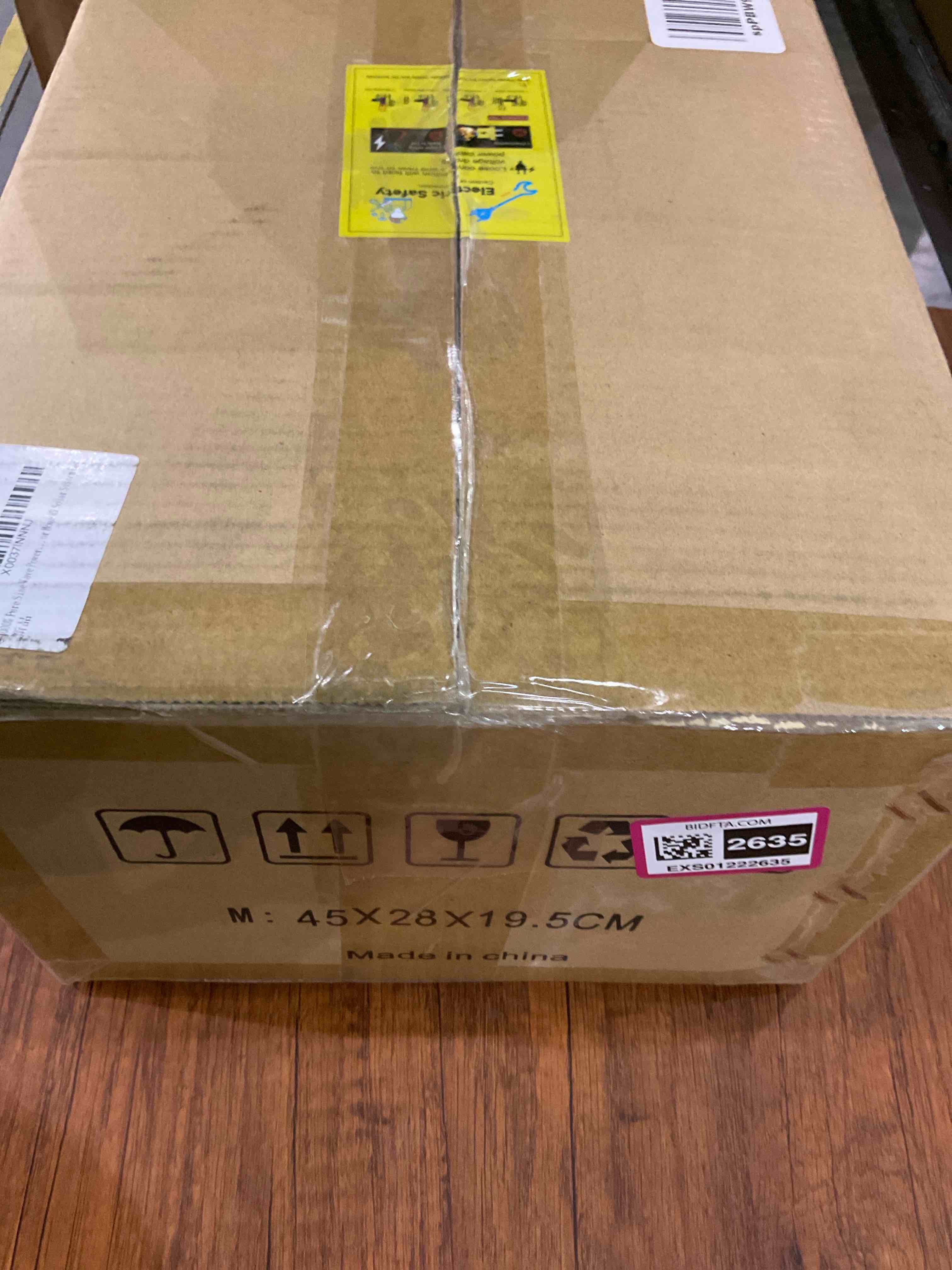 https://s3.amazonaws.com/lotting-images-prod/BargainHunt/EXS01222635_1712057916060.jpeg