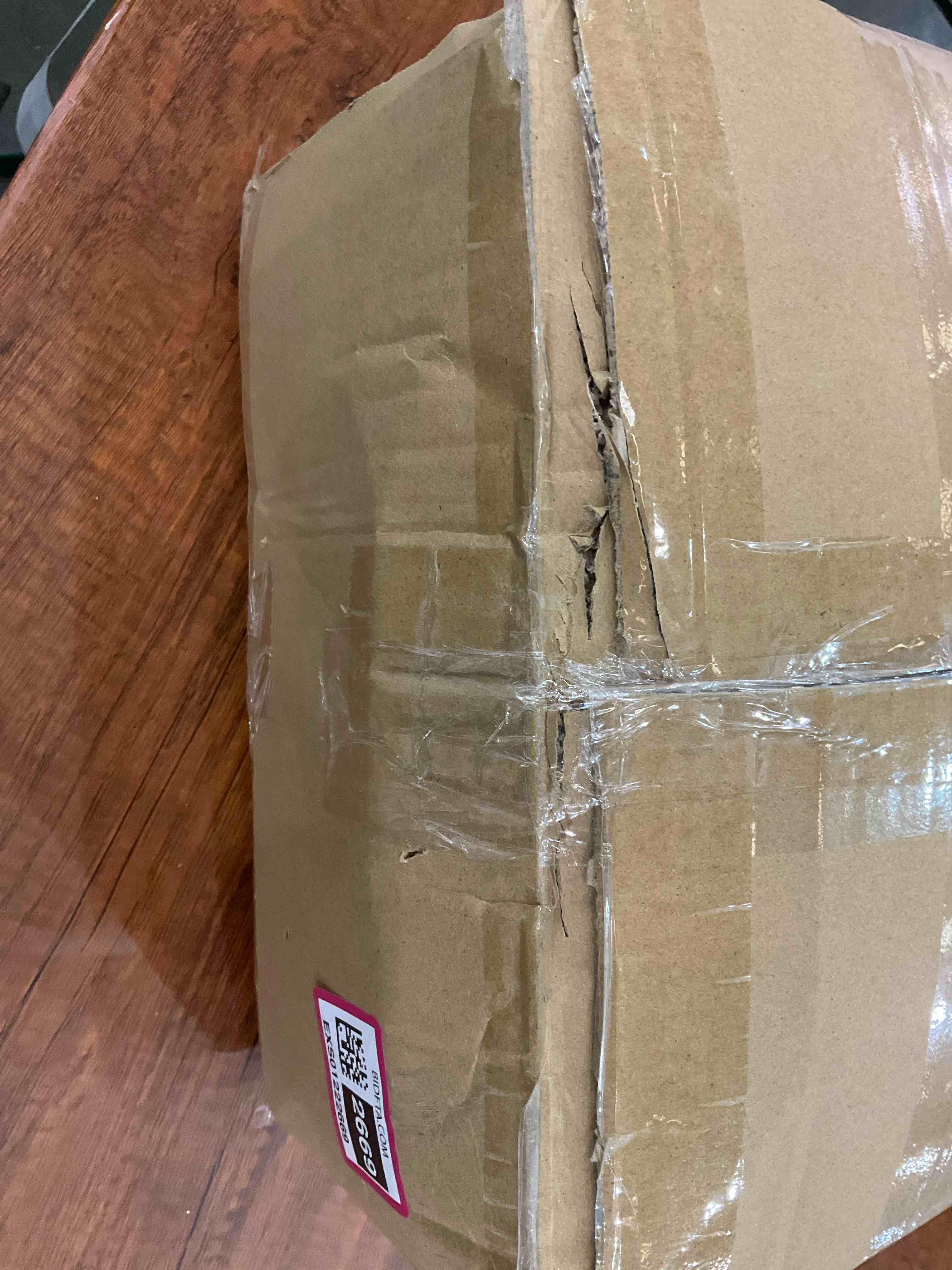 https://s3.amazonaws.com/lotting-images-prod/BargainHunt/EXS01222669_1712066476624.jpeg