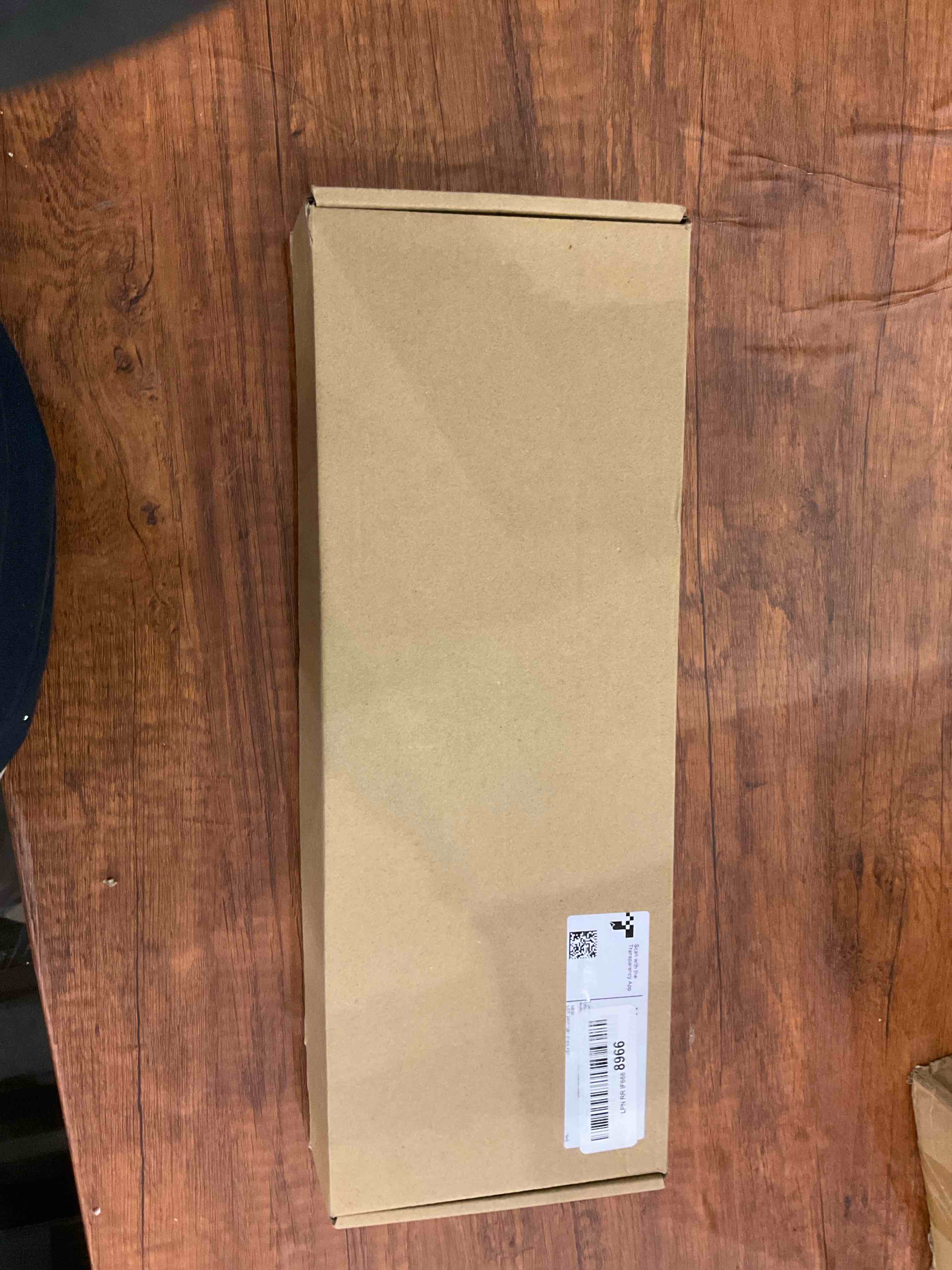 https://s3.amazonaws.com/lotting-images-prod/BargainHunt/EXS01222694_1712070912654.jpeg