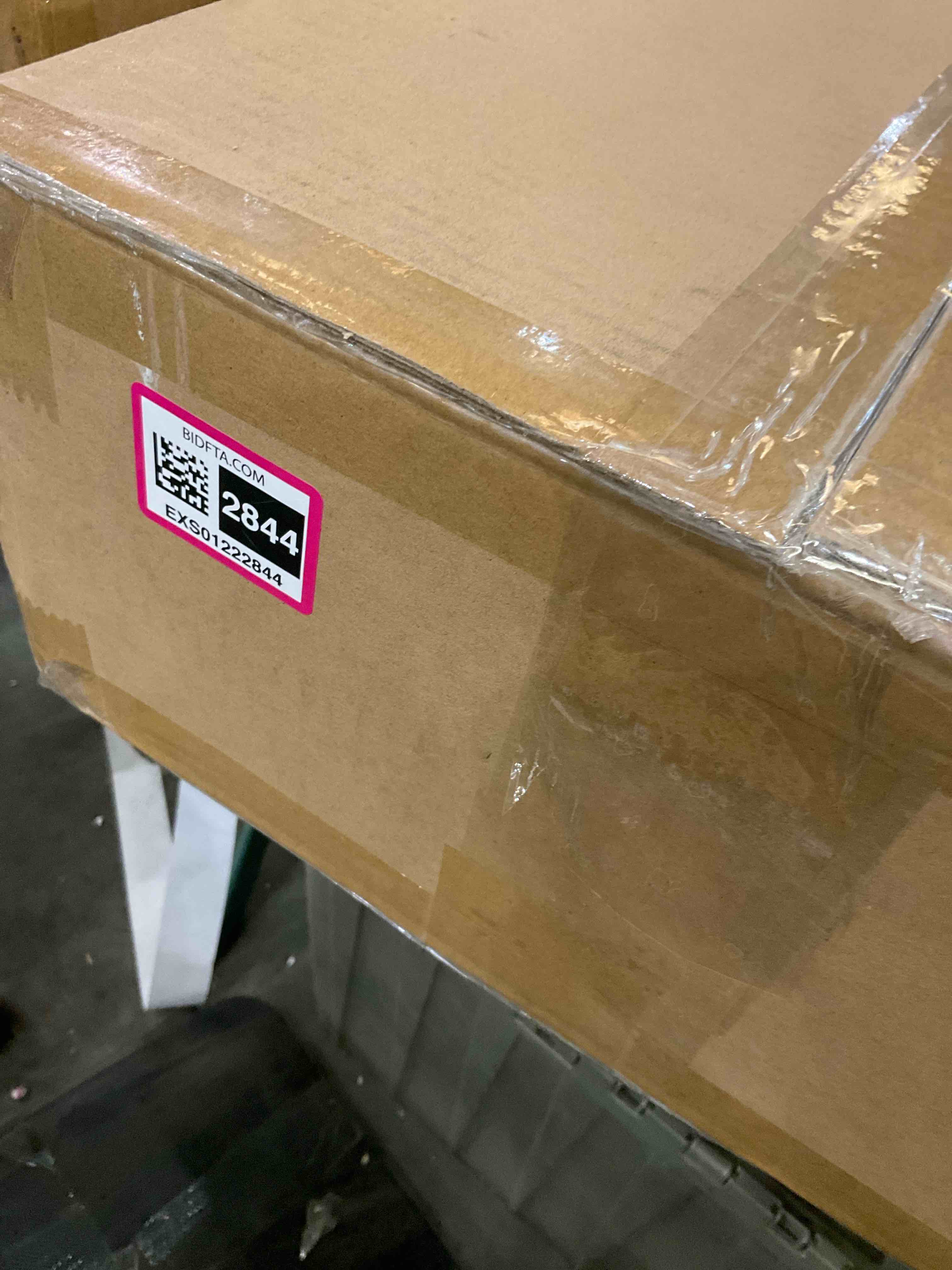 https://s3.amazonaws.com/lotting-images-prod/BargainHunt/EXS01222844_1712240120543.jpeg
